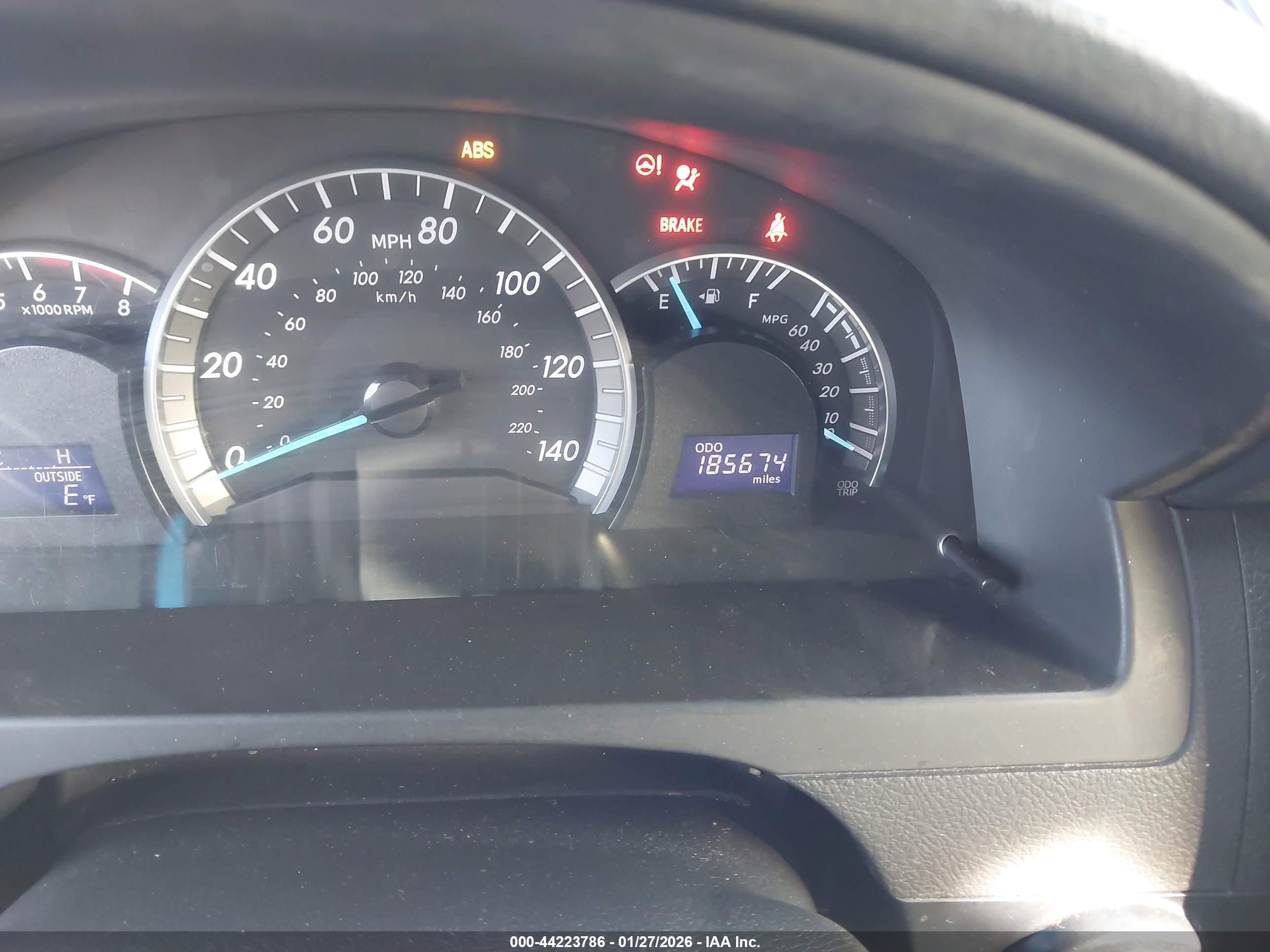 TOYOTA CAMRY image 7