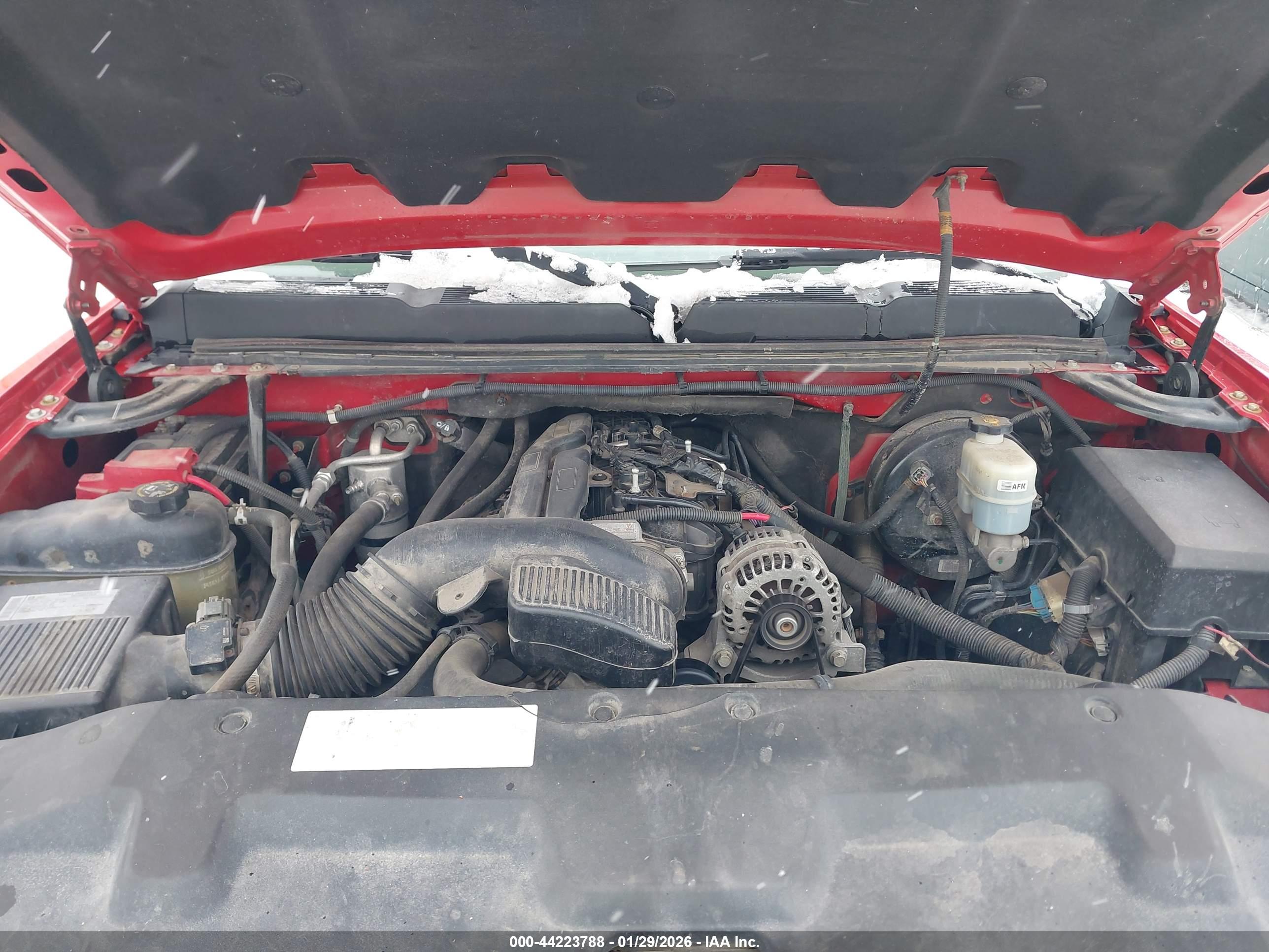 CHEVROLET SILVERADO image 10