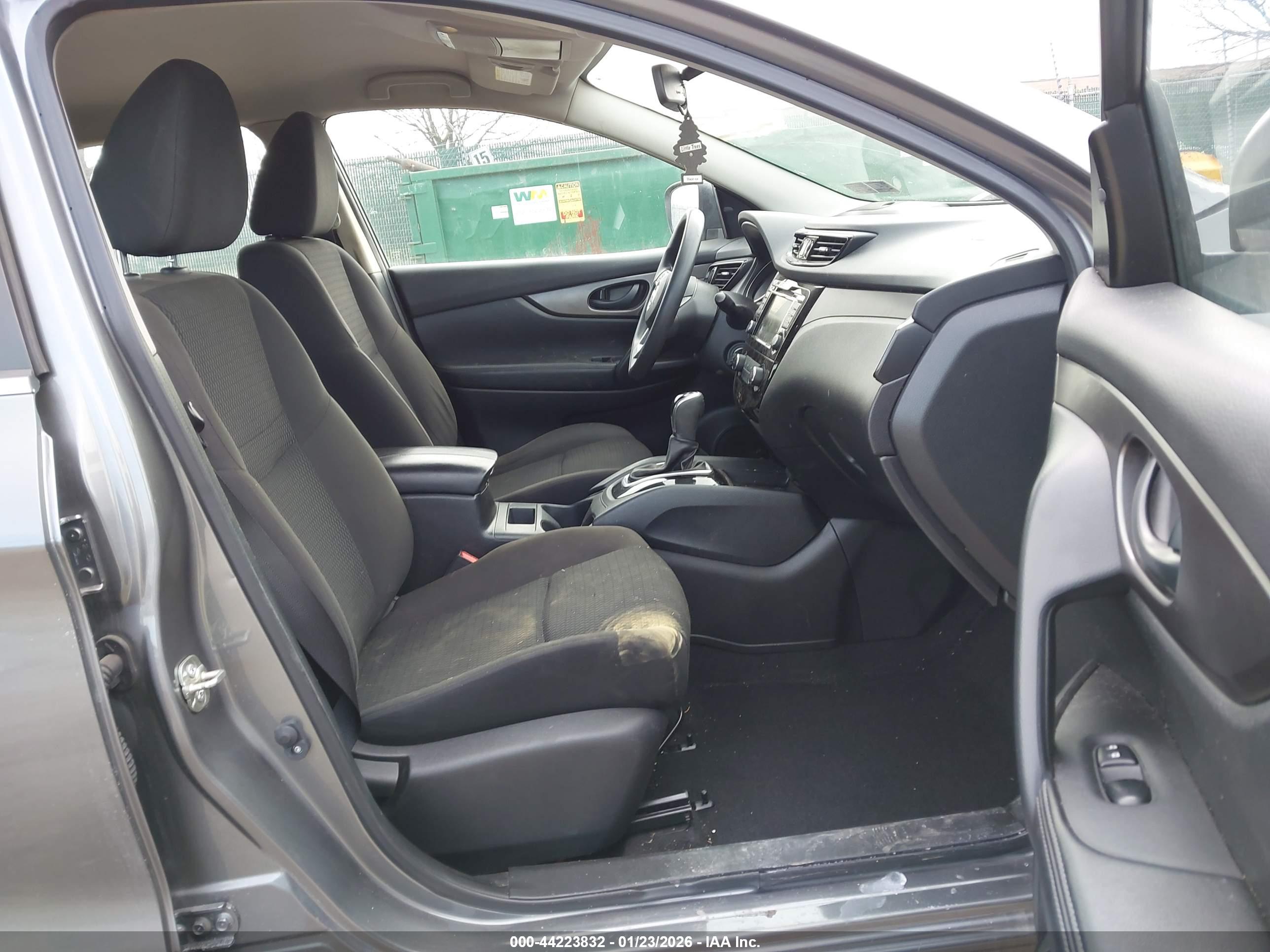 NISSAN ROGUE image 5