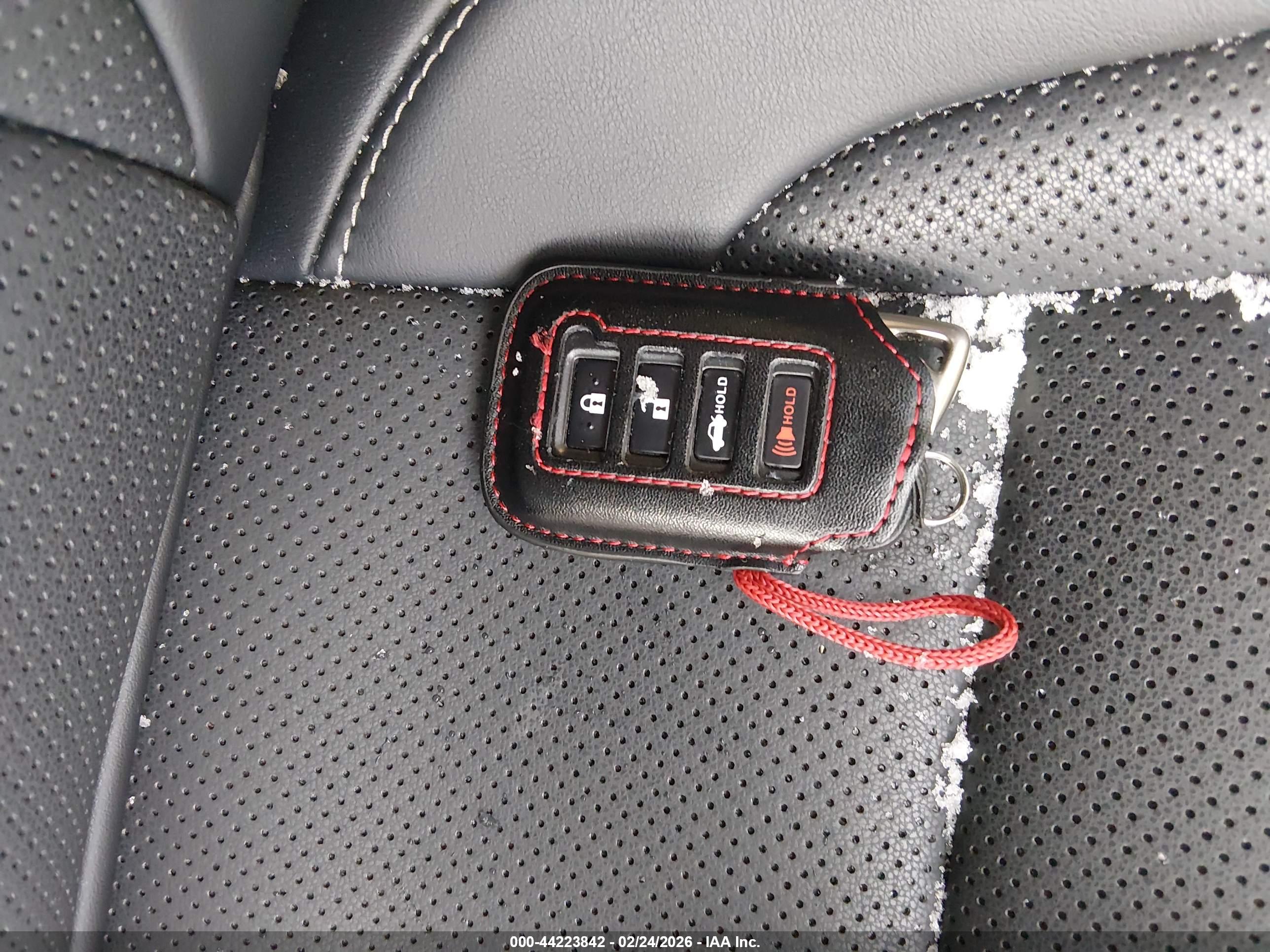 LEXUS IS image 11