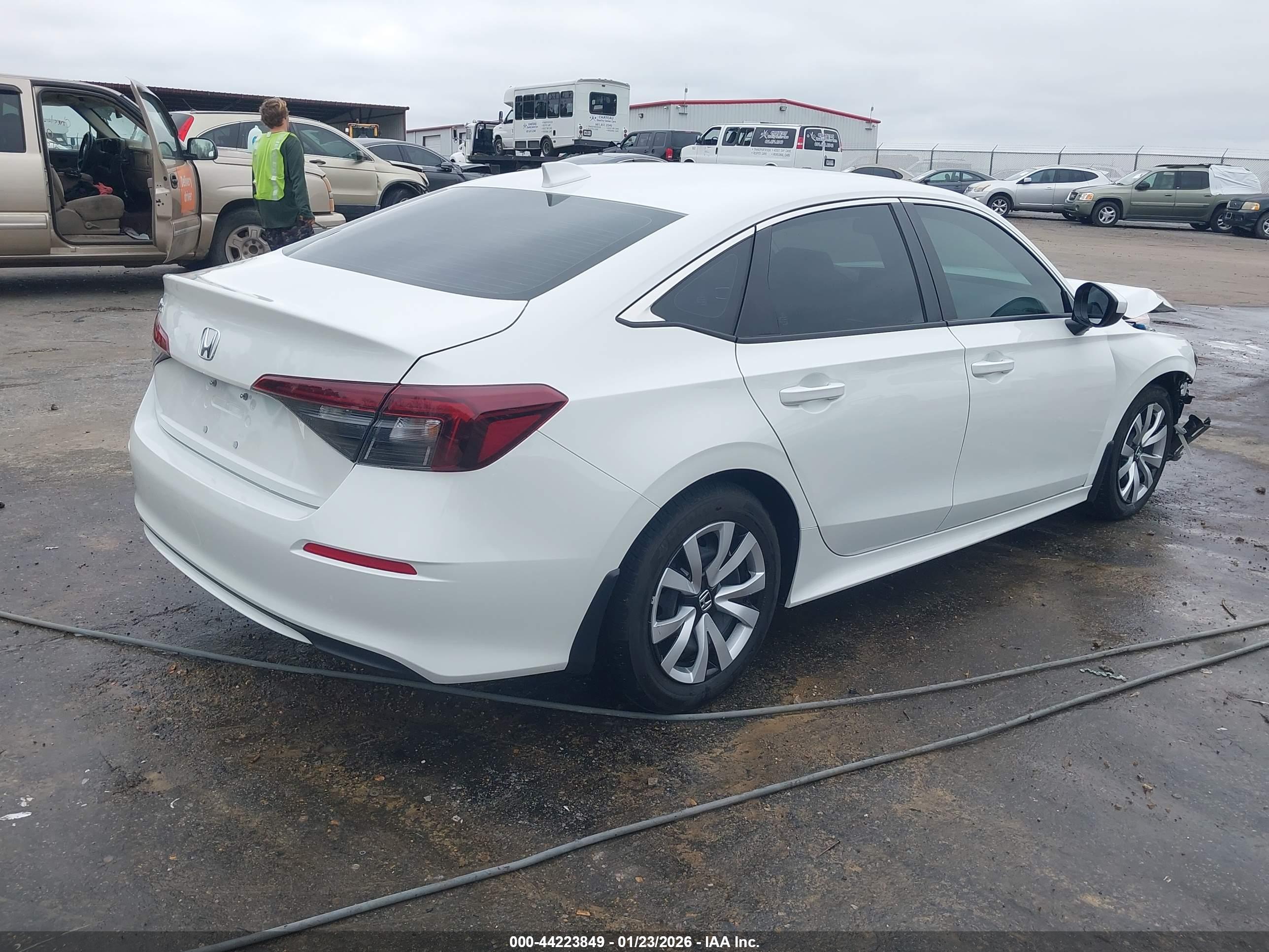HONDA CIVIC image 4