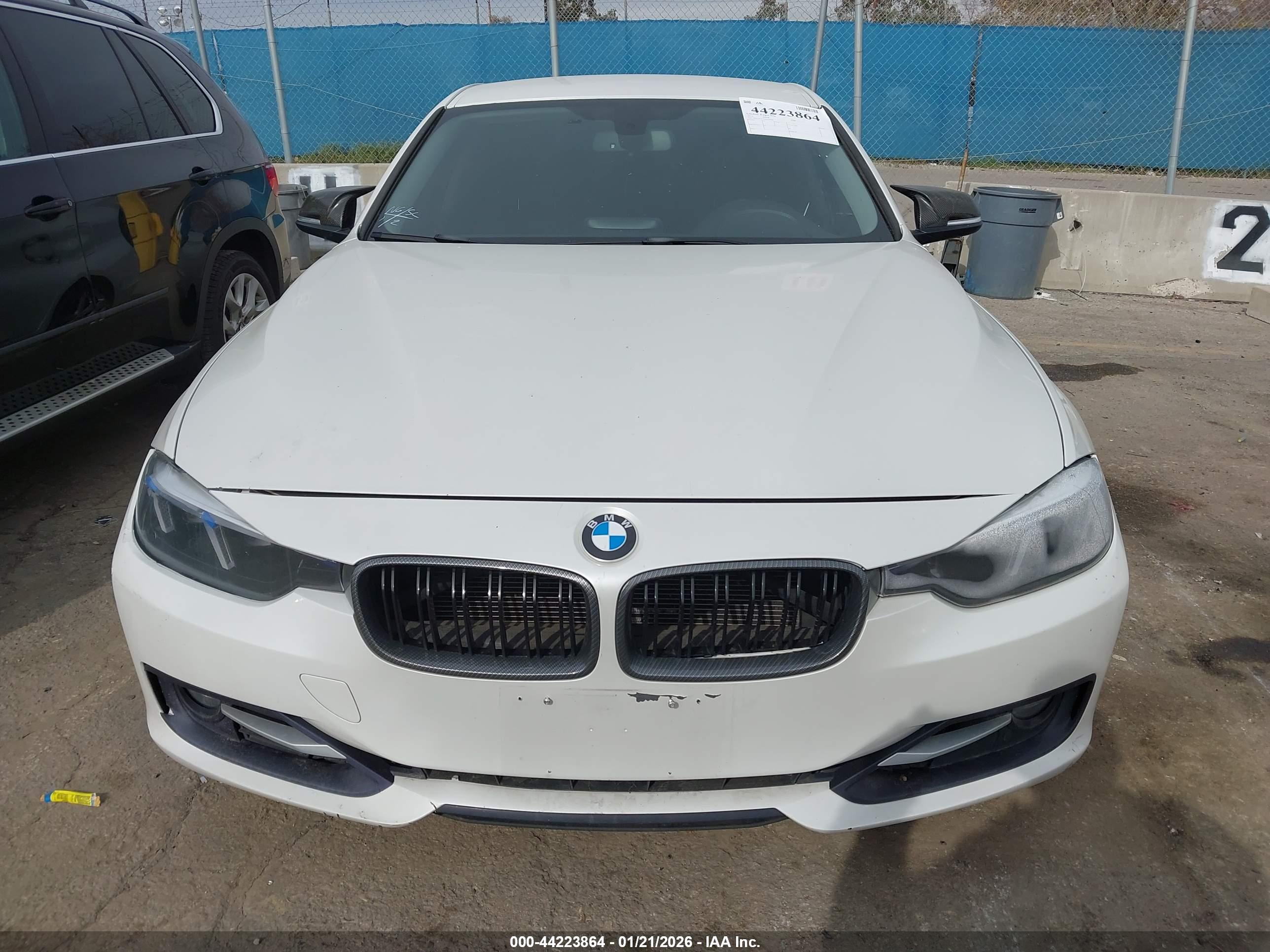 BMW 328I image 6