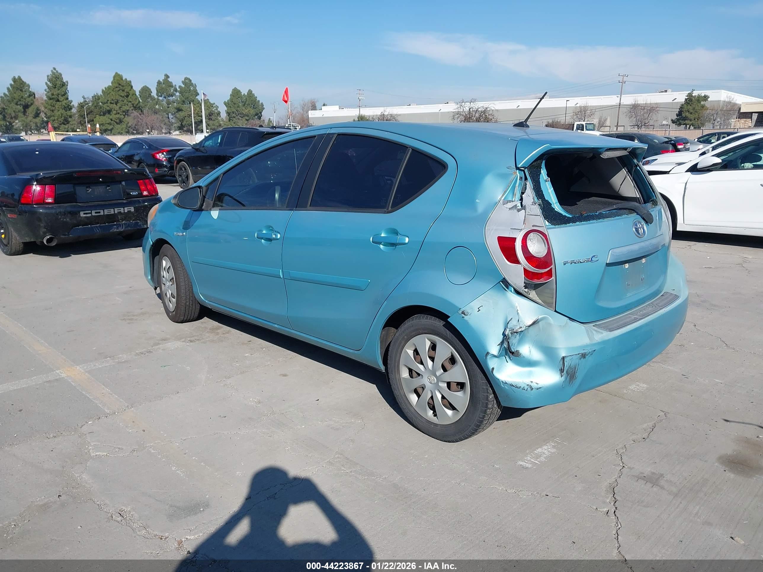 TOYOTA PRIUS image 3
