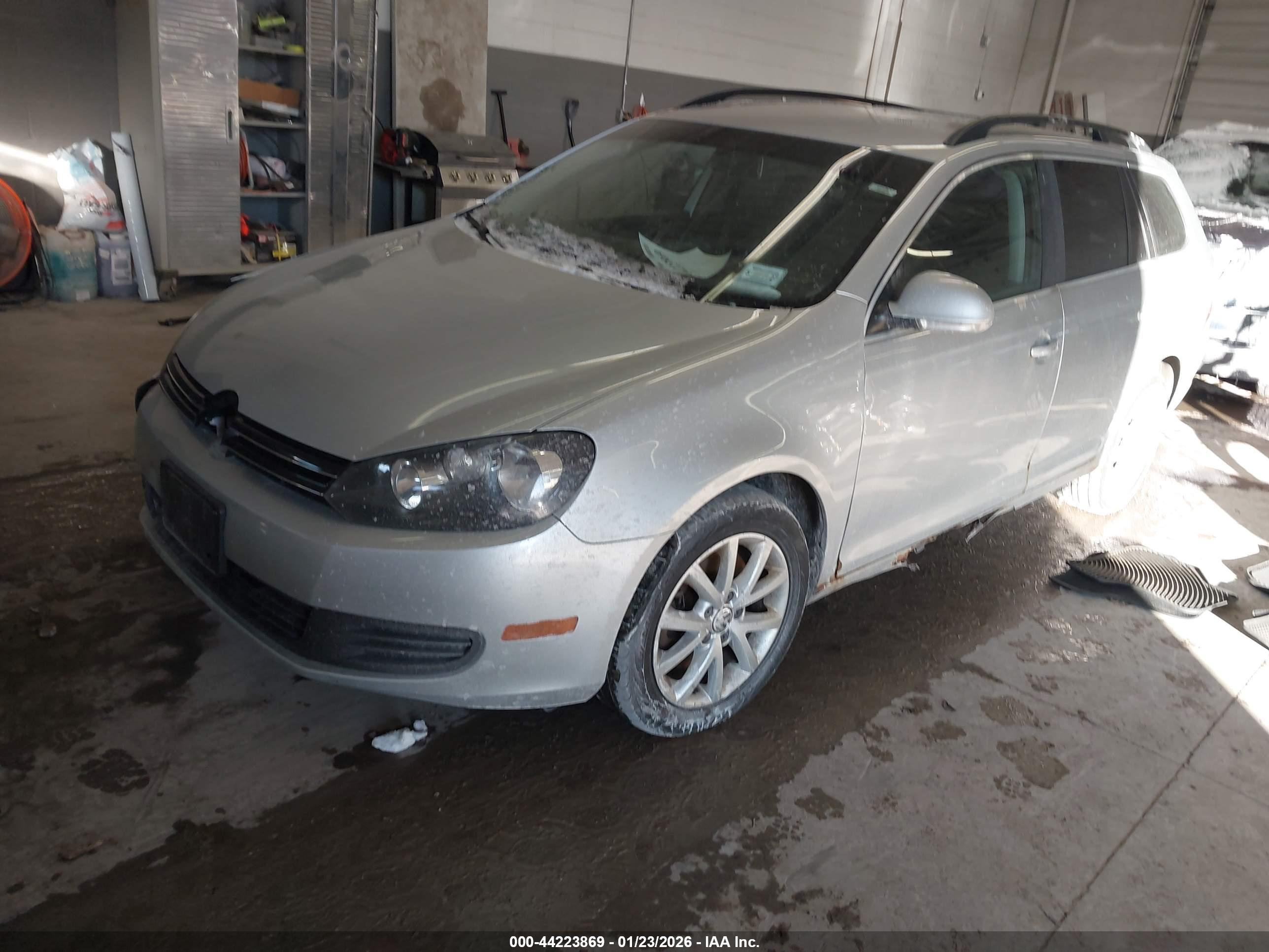 VOLKSWAGEN JETTA image 2