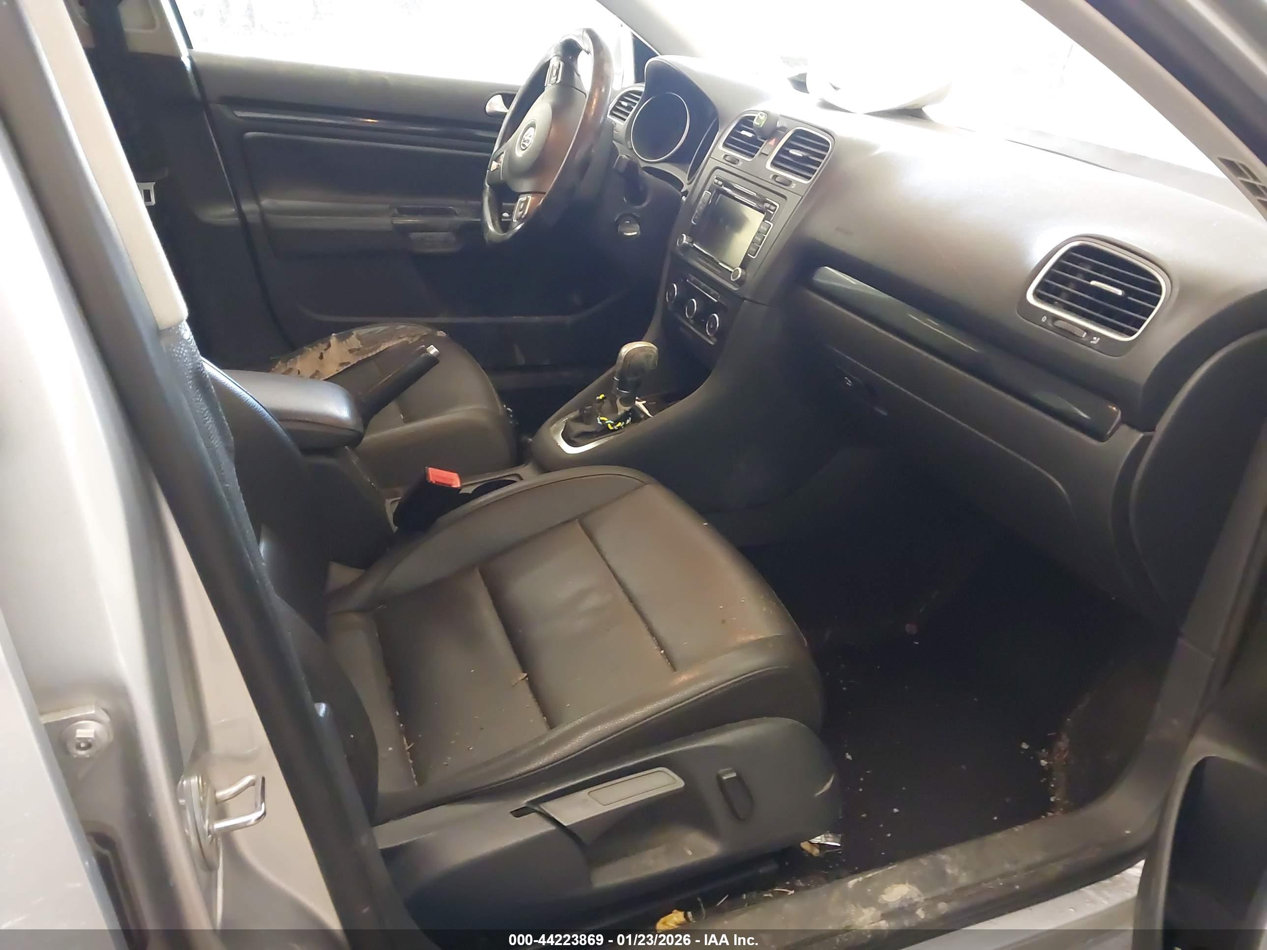 VOLKSWAGEN JETTA image 5