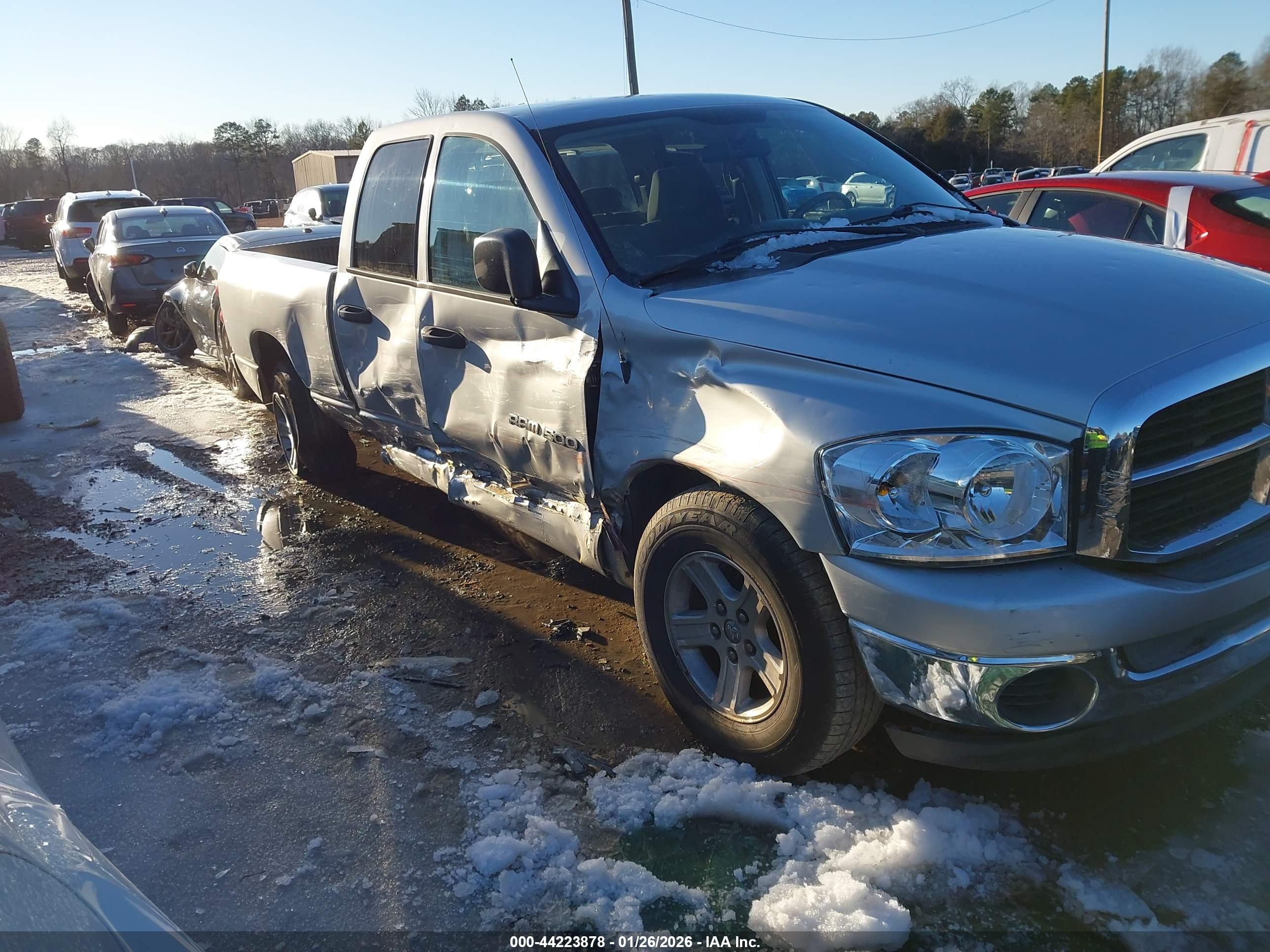 DODGE RAM image 6