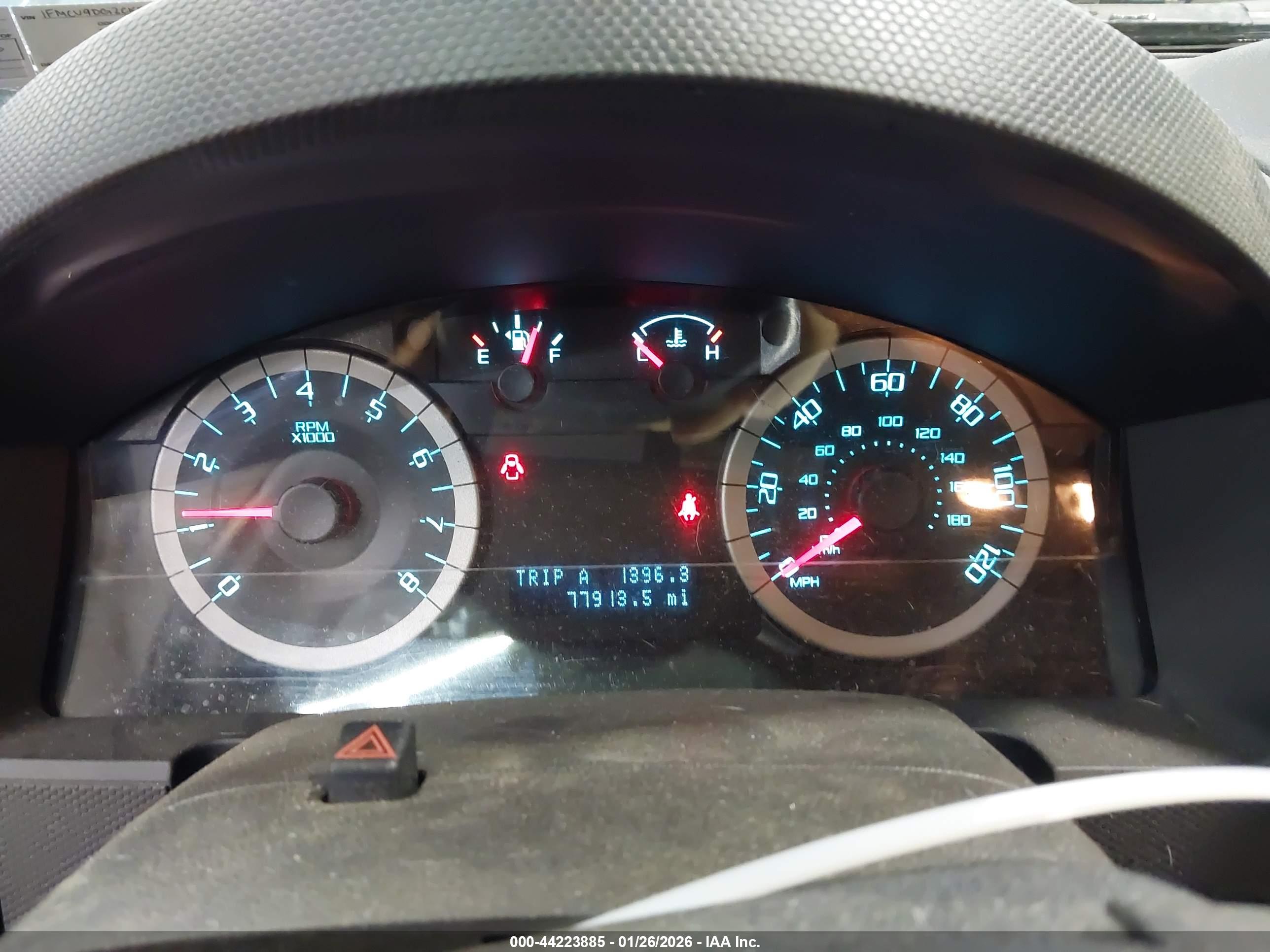 FORD ESCAPE image 7