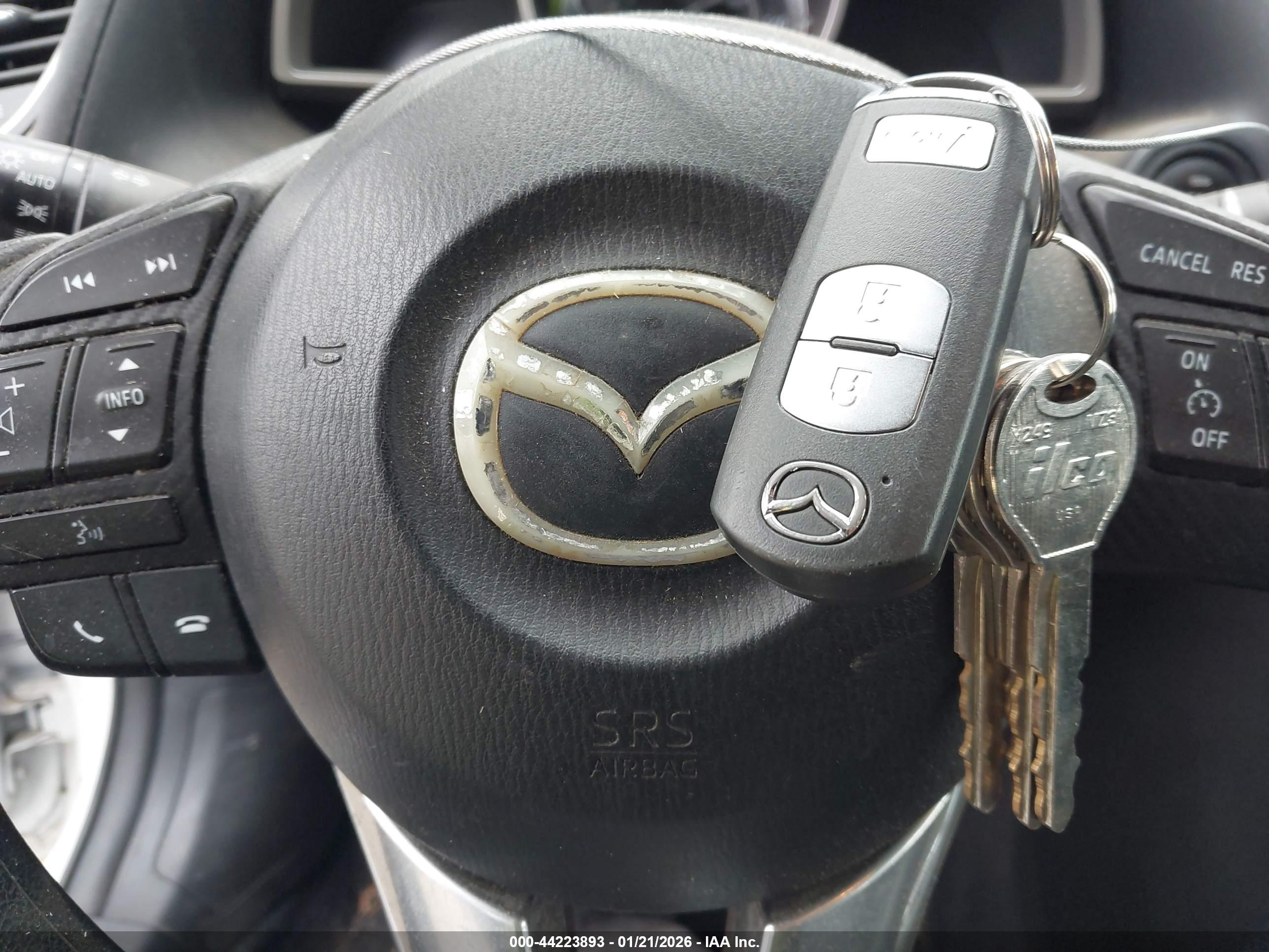 MAZDA MAZDA3 image 11