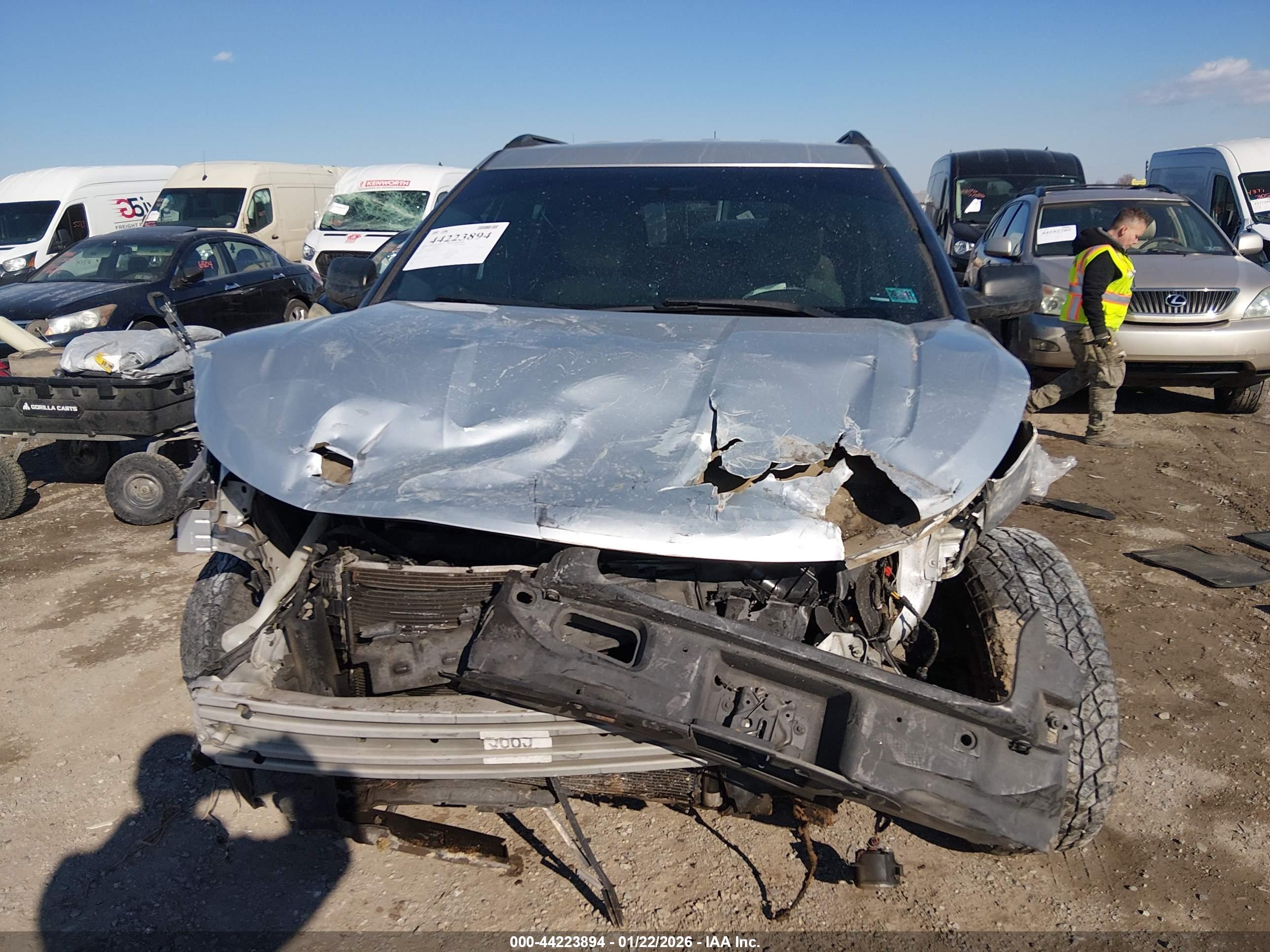 FORD EXPLORER image 6