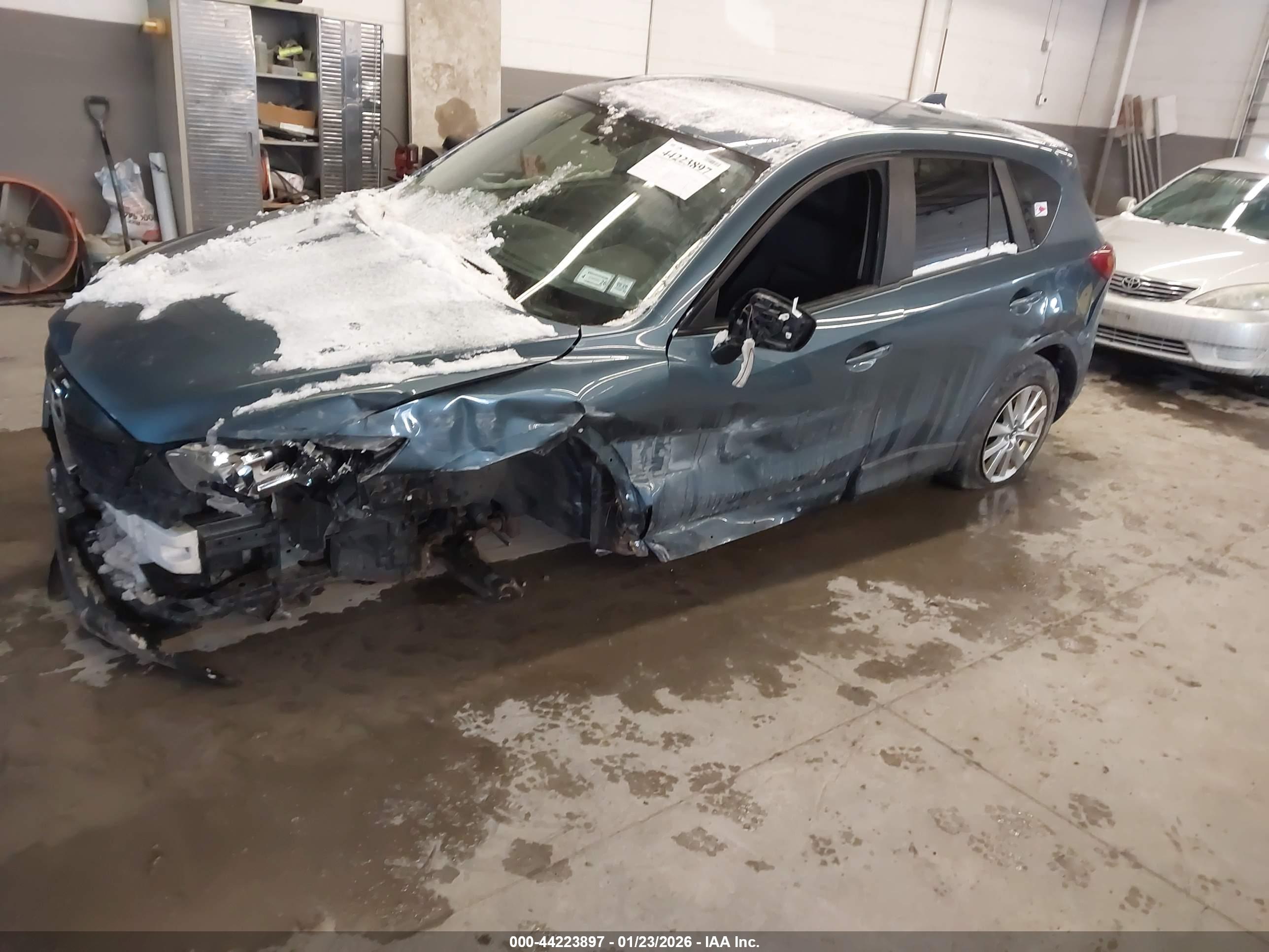 MAZDA CX-5 image 2