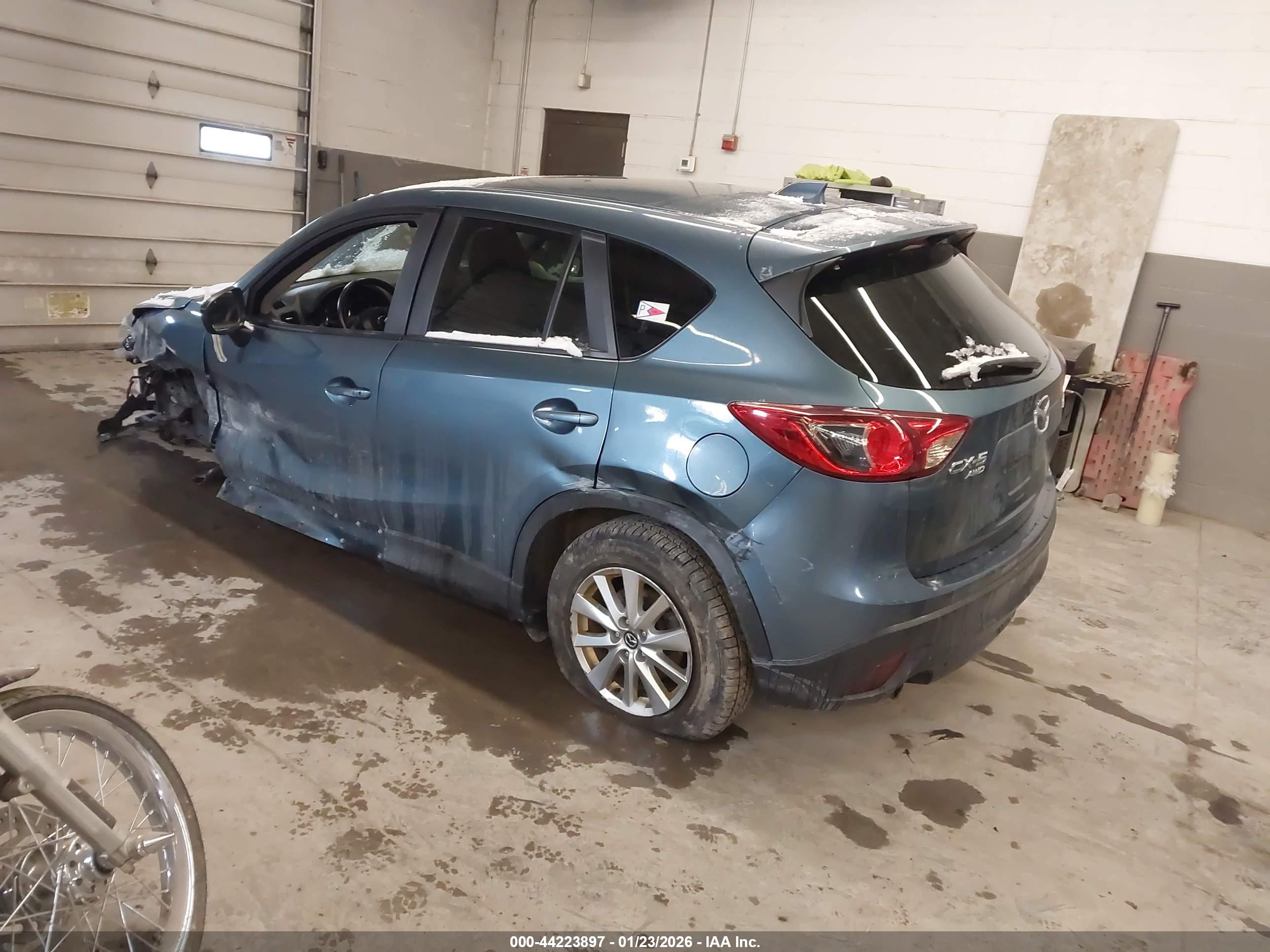 MAZDA CX-5 image 3