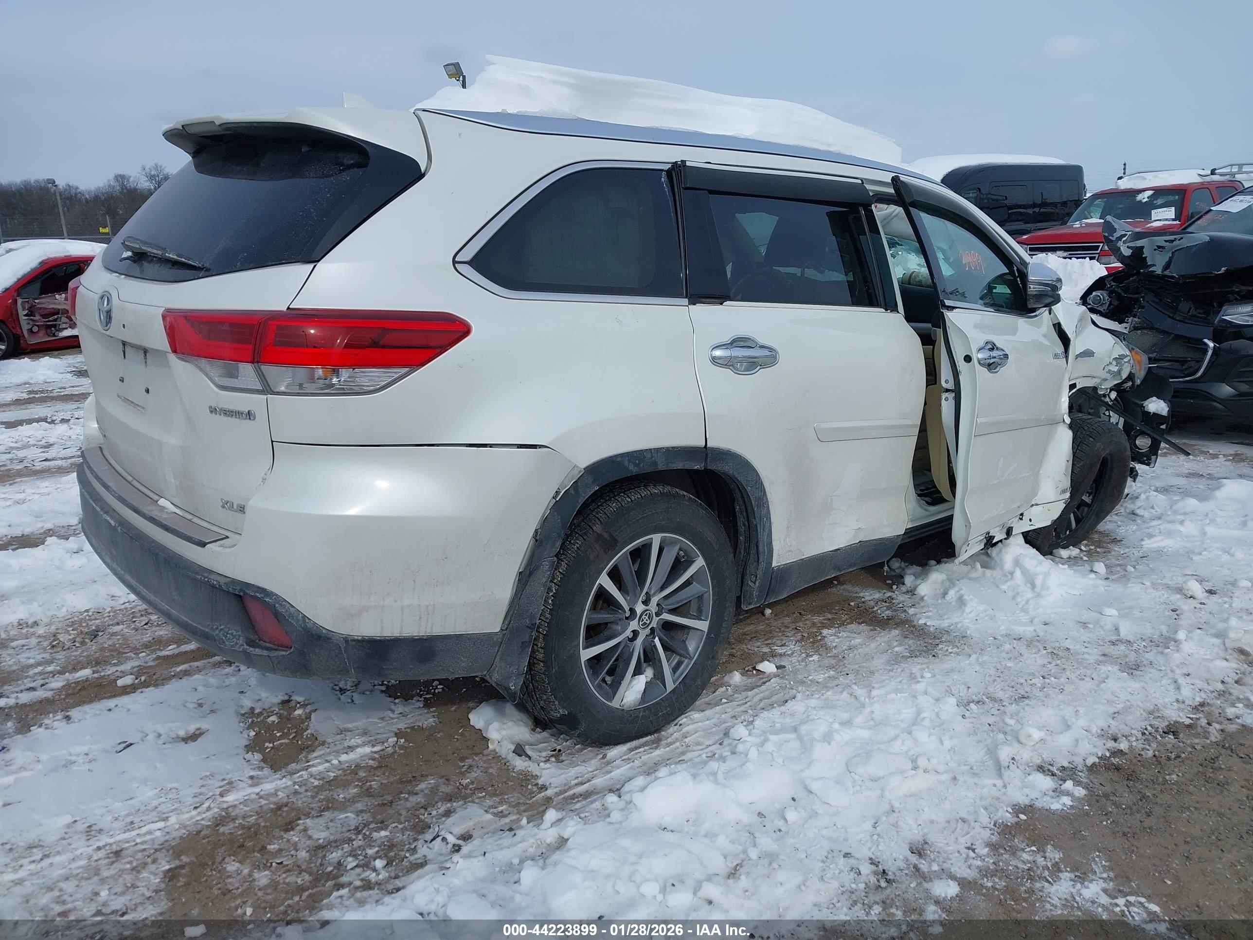 TOYOTA HIGHLANDER image 4