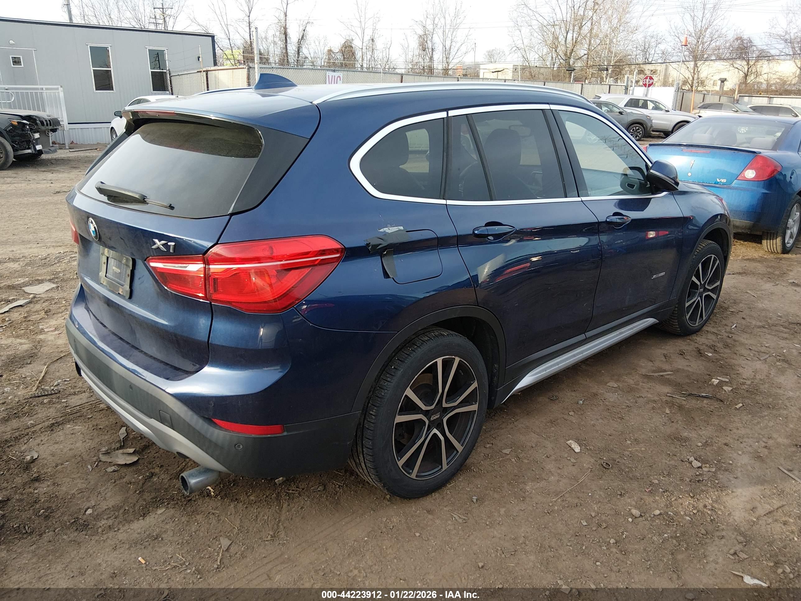 BMW X1 image 4