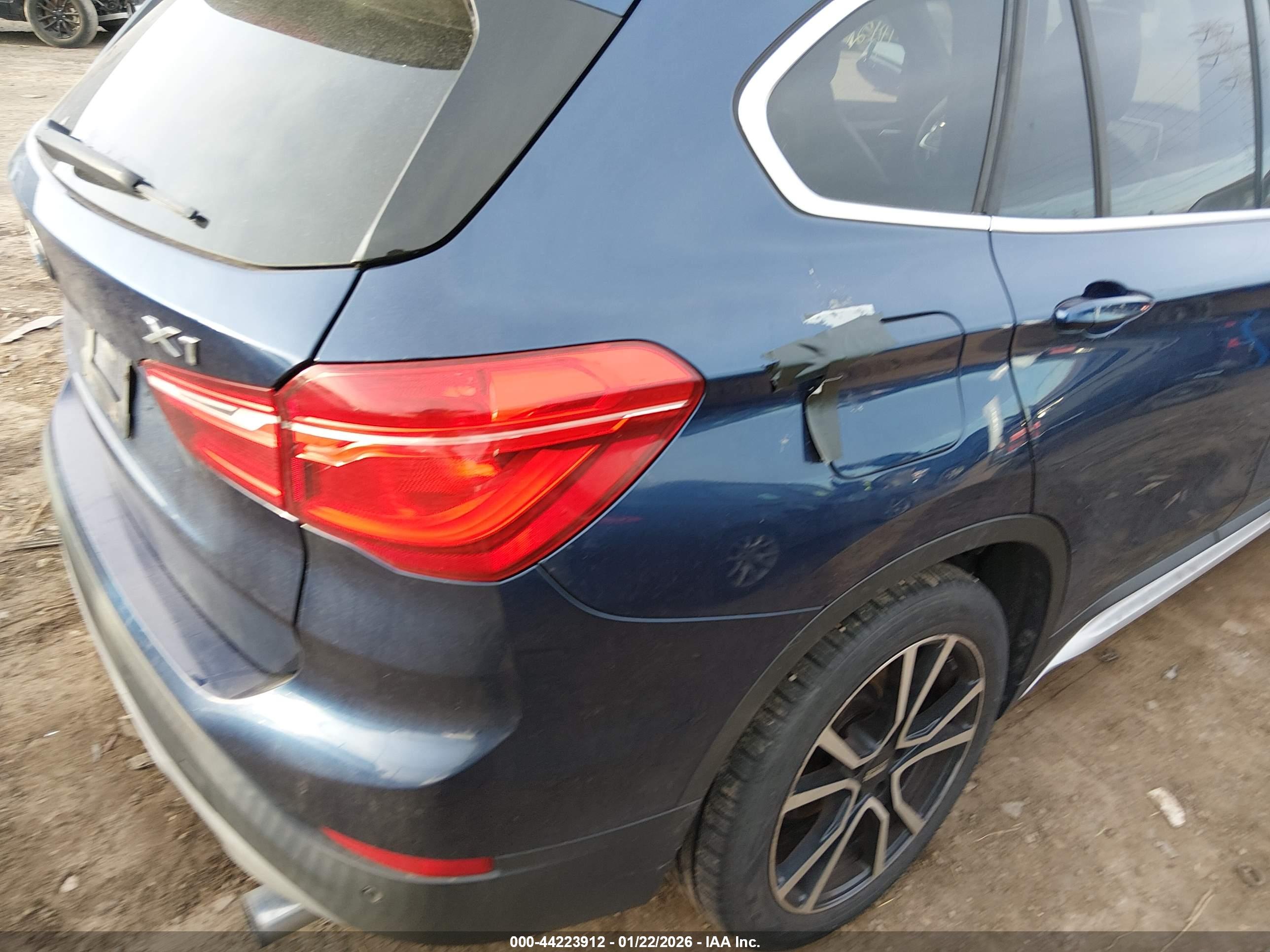 BMW X1 image 6