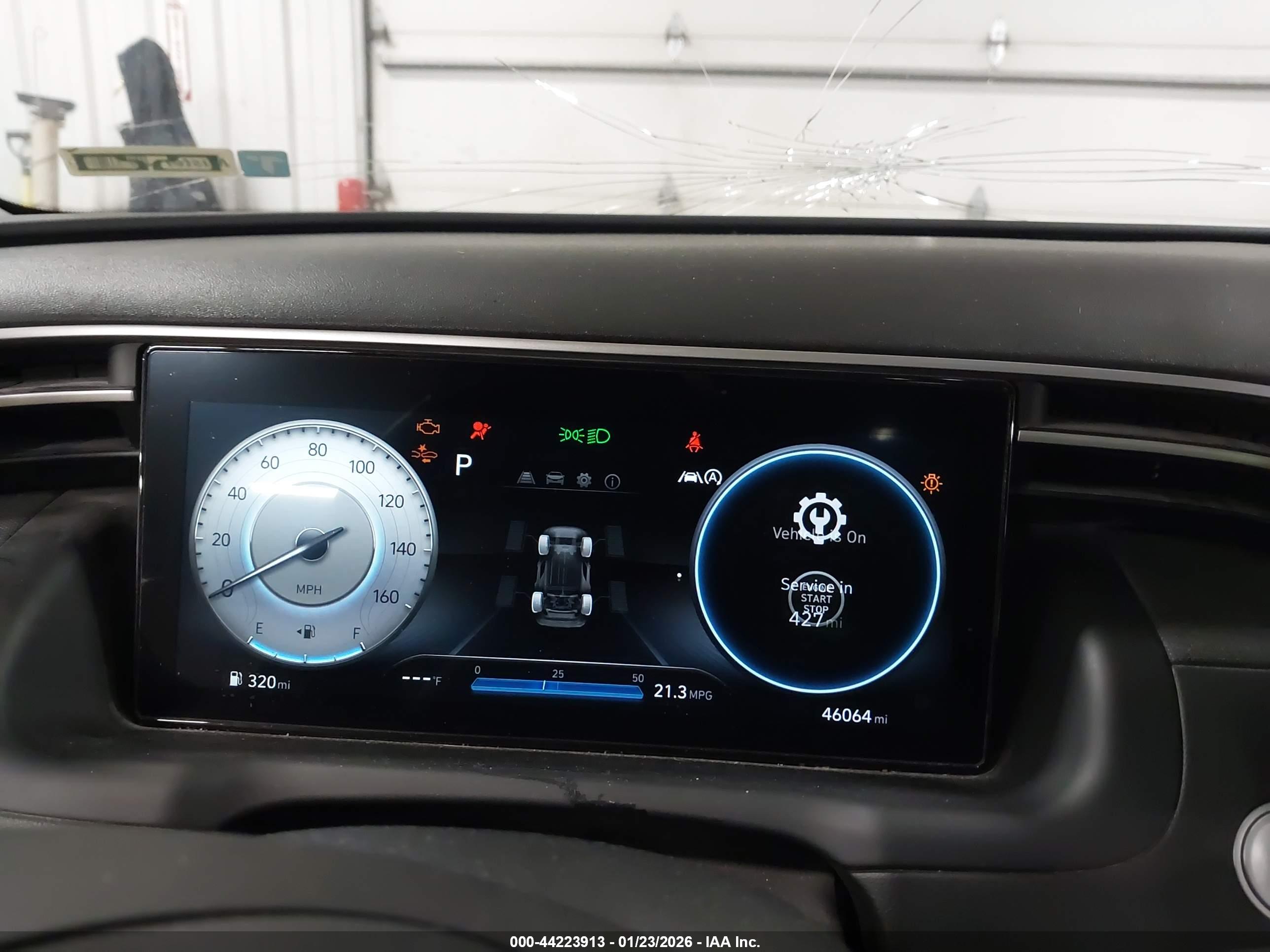 HYUNDAI TUCSON image 7