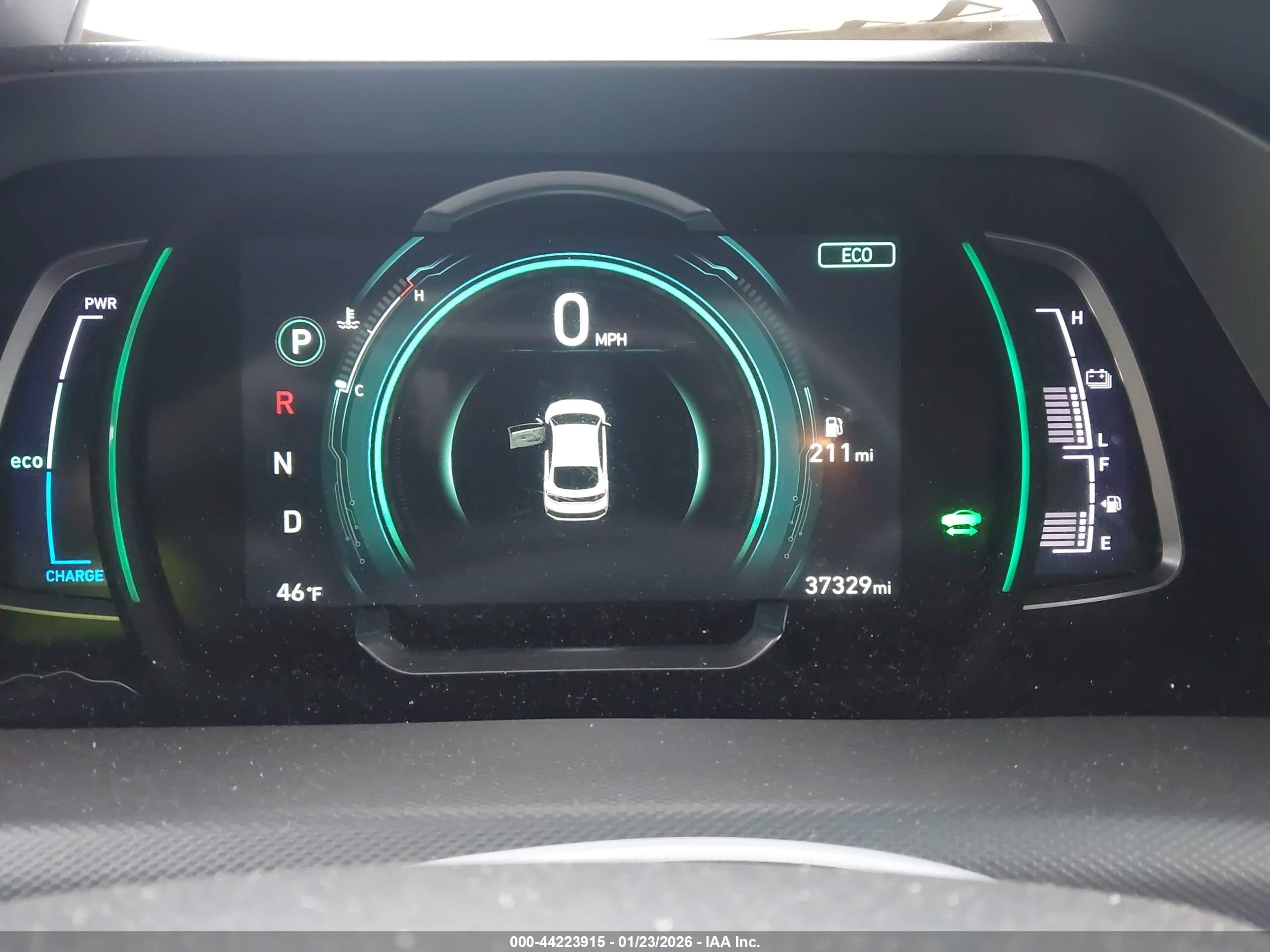 HYUNDAI IONIQ image 7