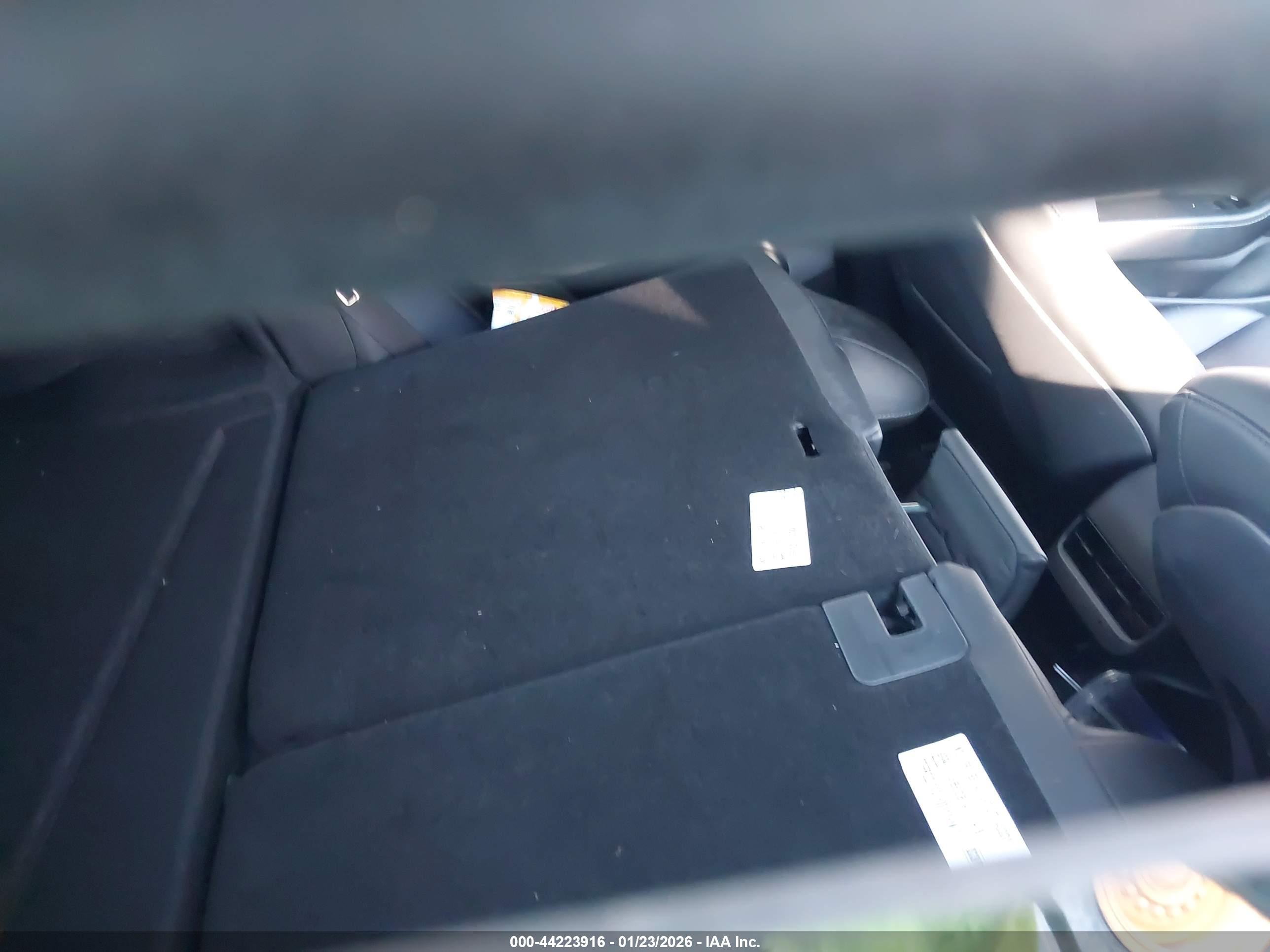 TESLA MODEL image 8