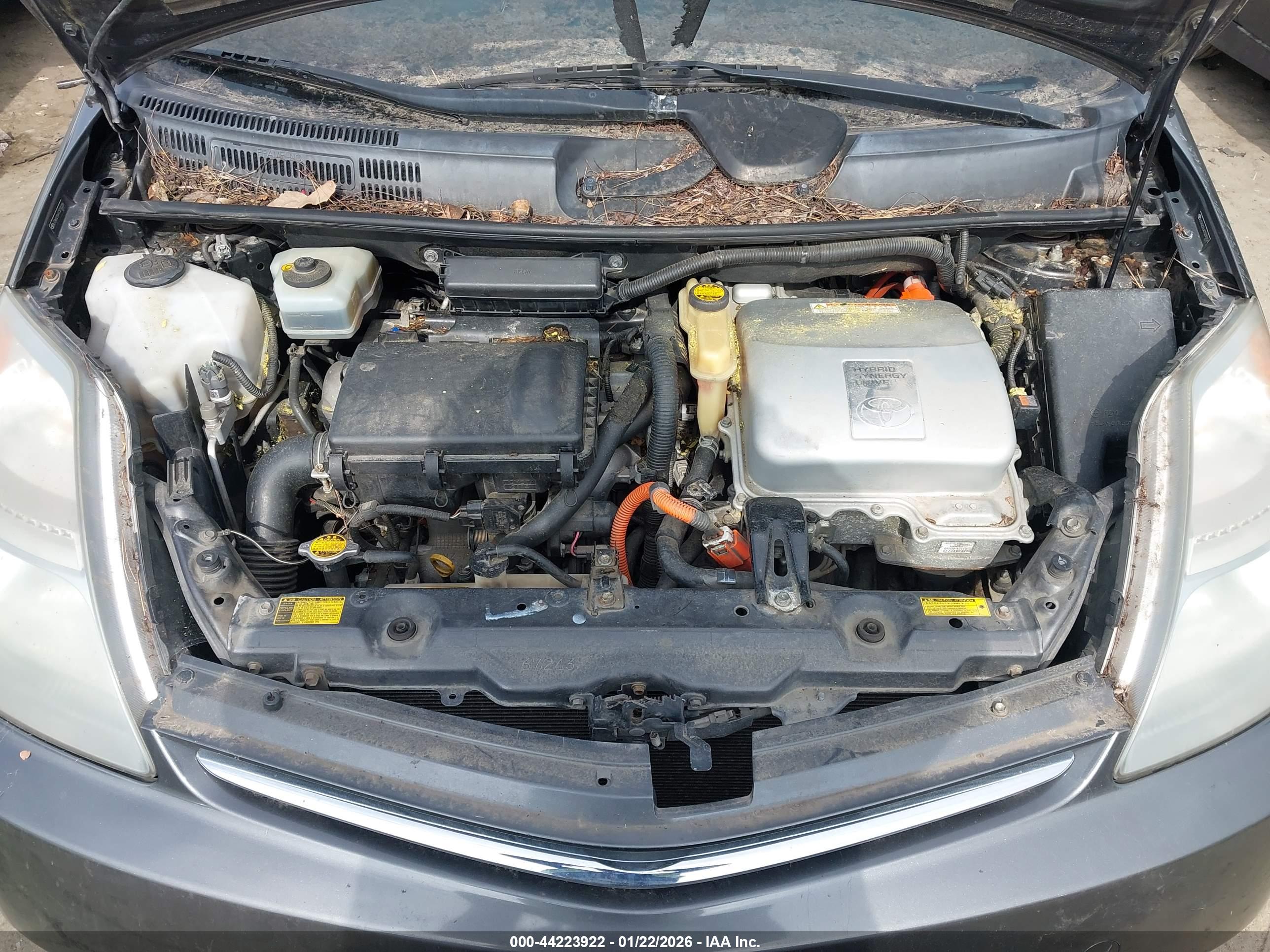 TOYOTA PRIUS image 10