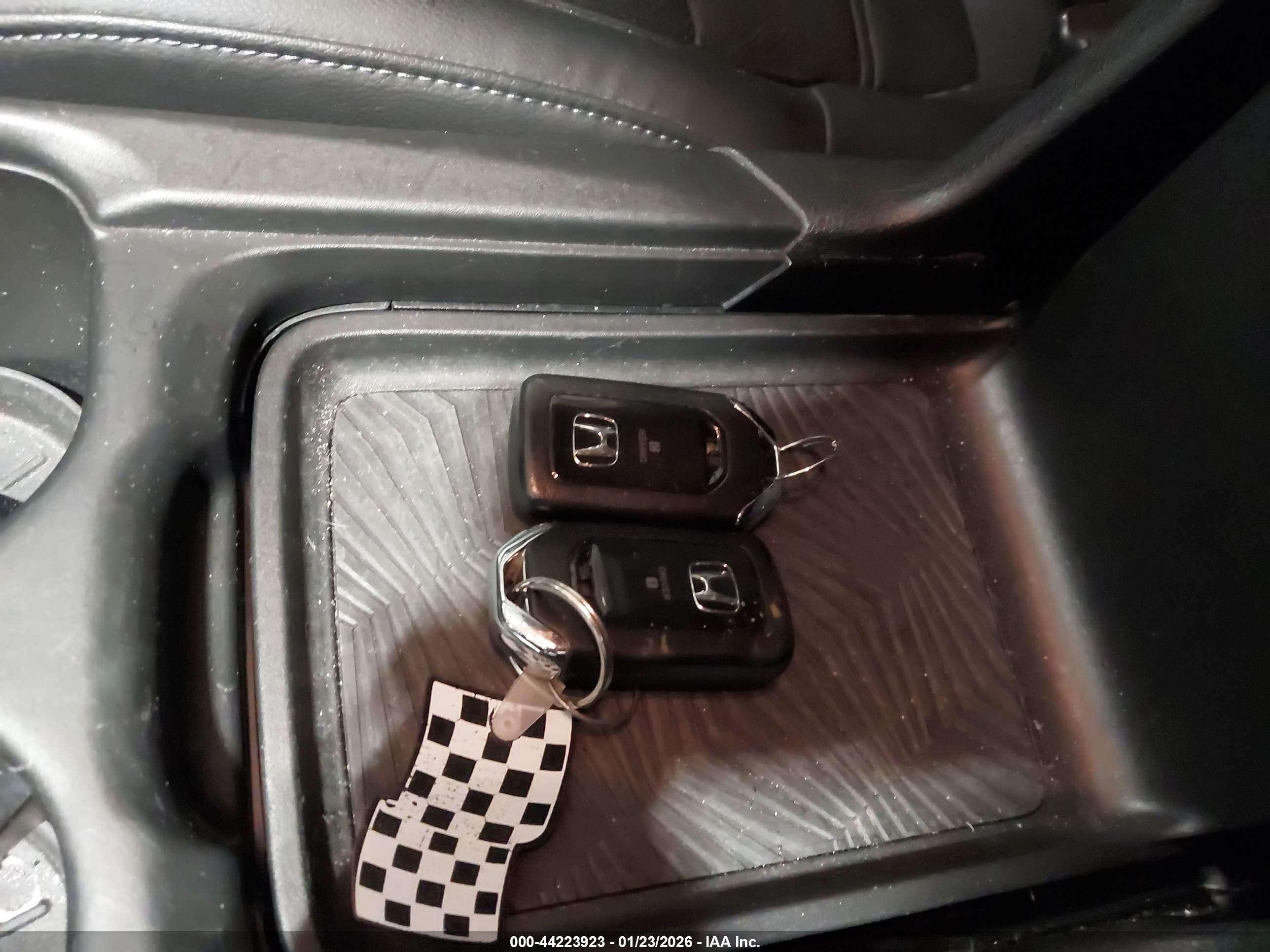 HONDA CR-V image 11