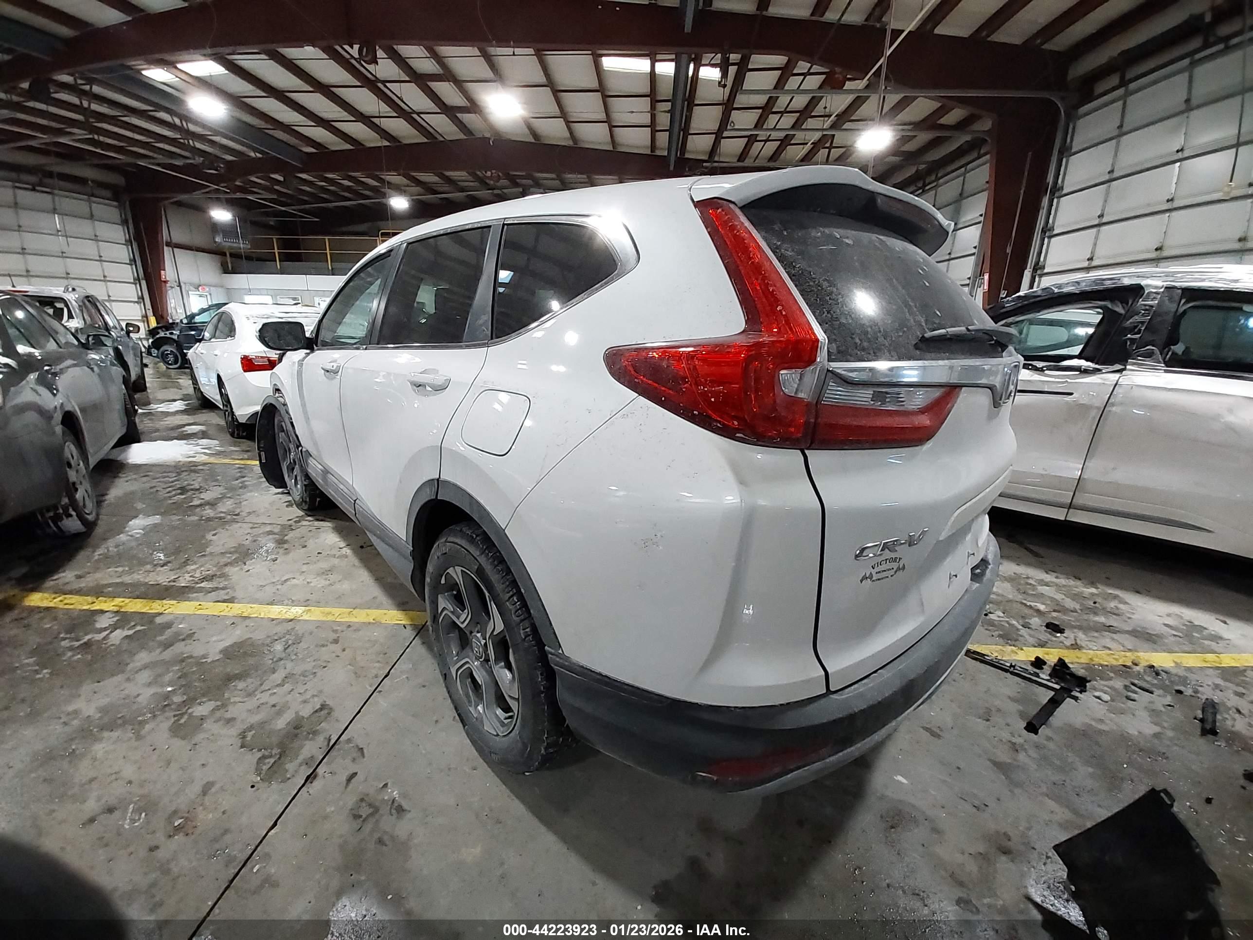 HONDA CR-V image 3