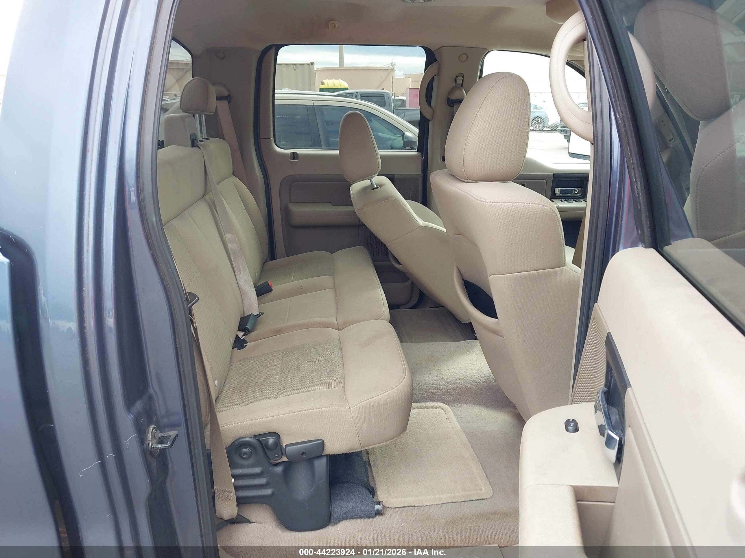 FORD F-150 image 8