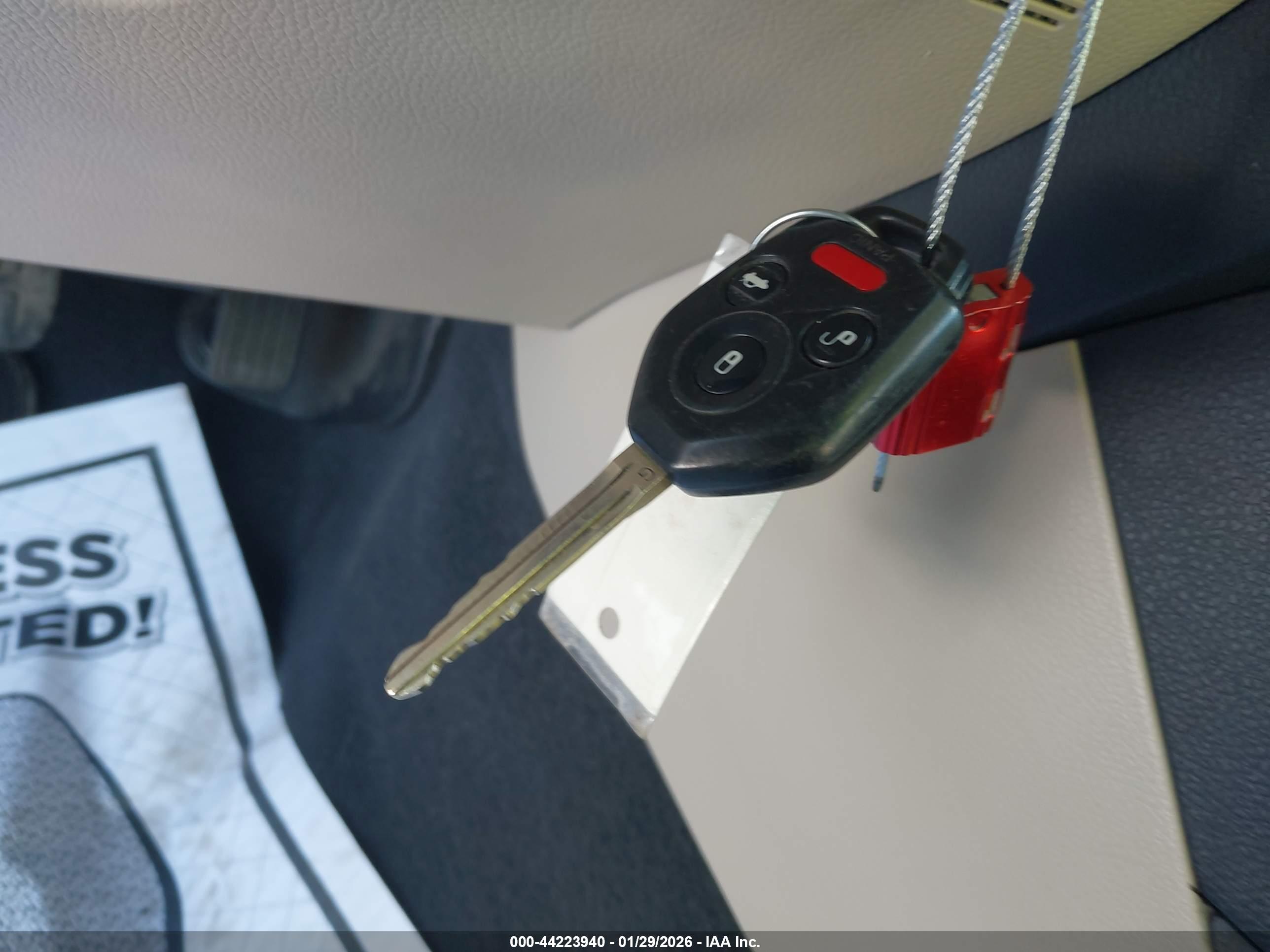 SUBARU LEGACY image 11