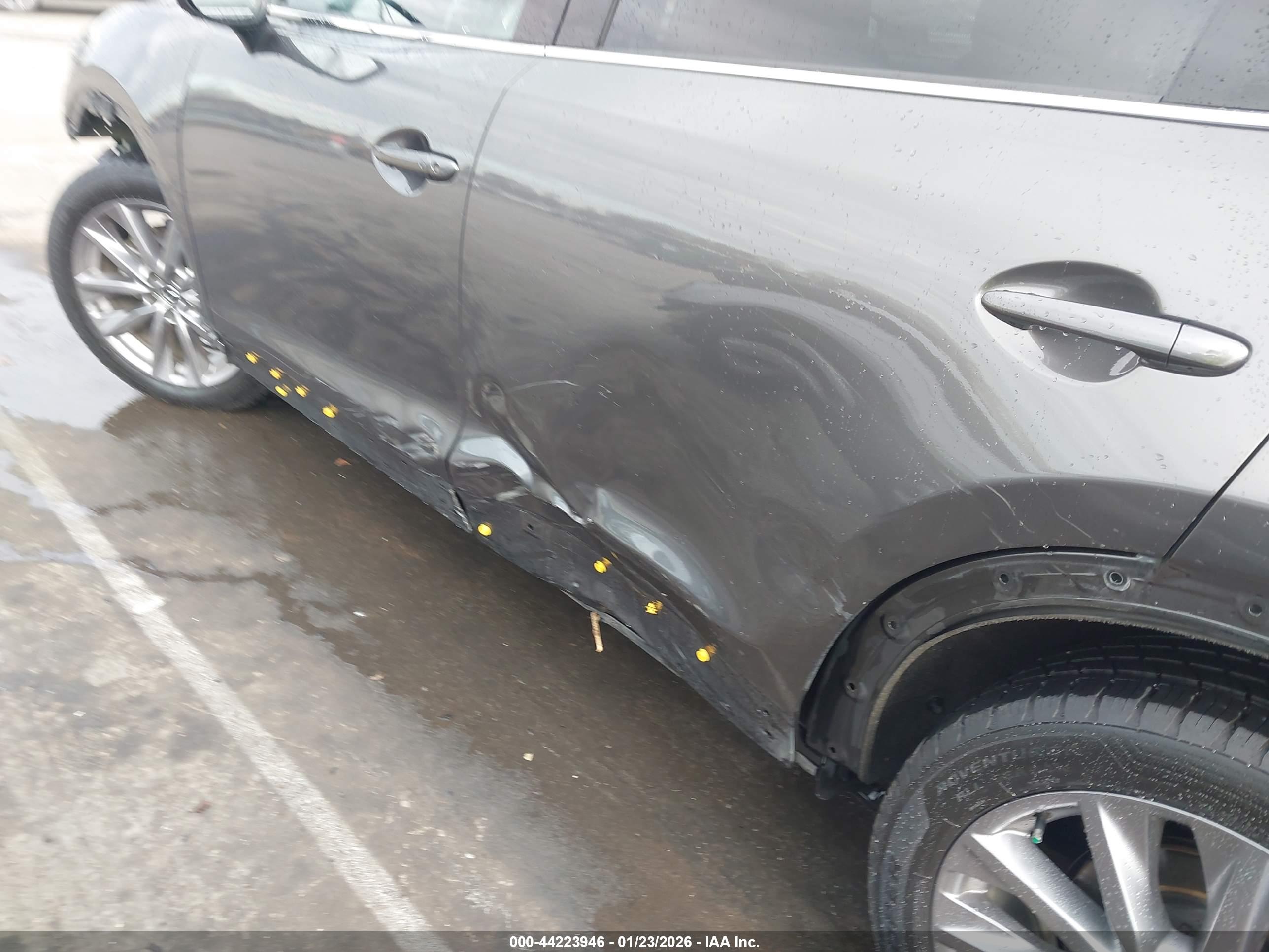 MAZDA CX-9 image 6