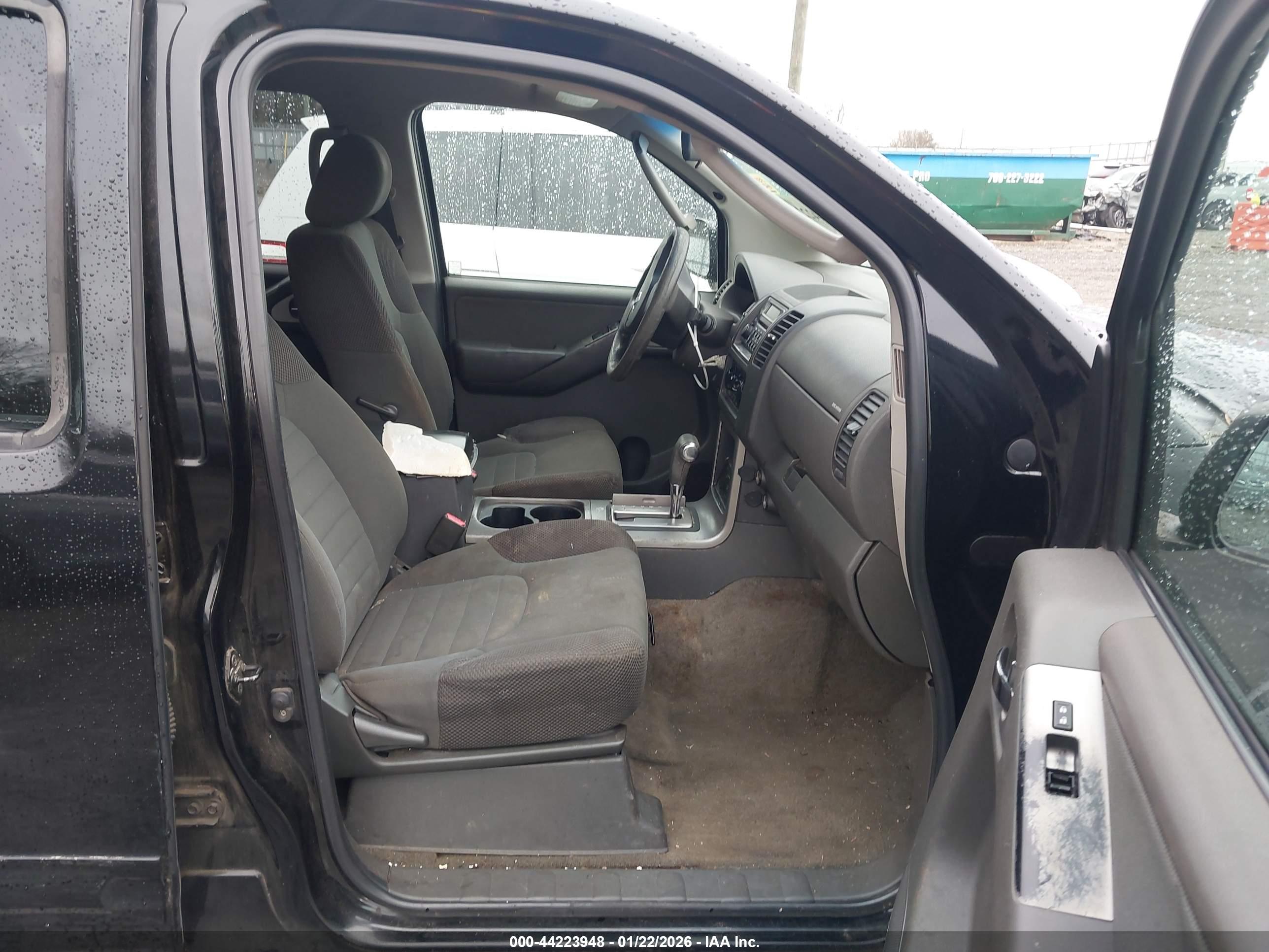 NISSAN PATHFINDER image 5
