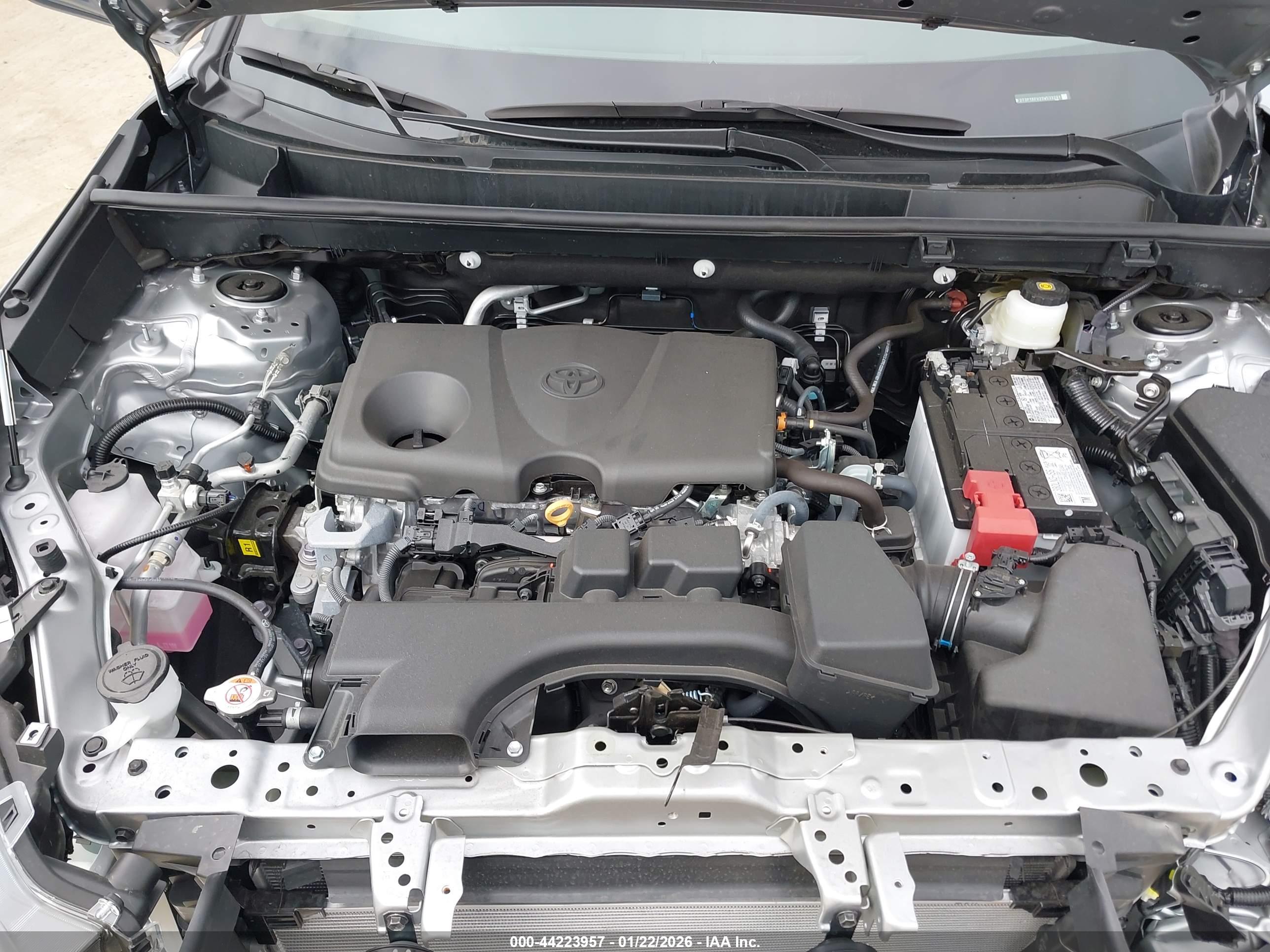 TOYOTA RAV4 image 10