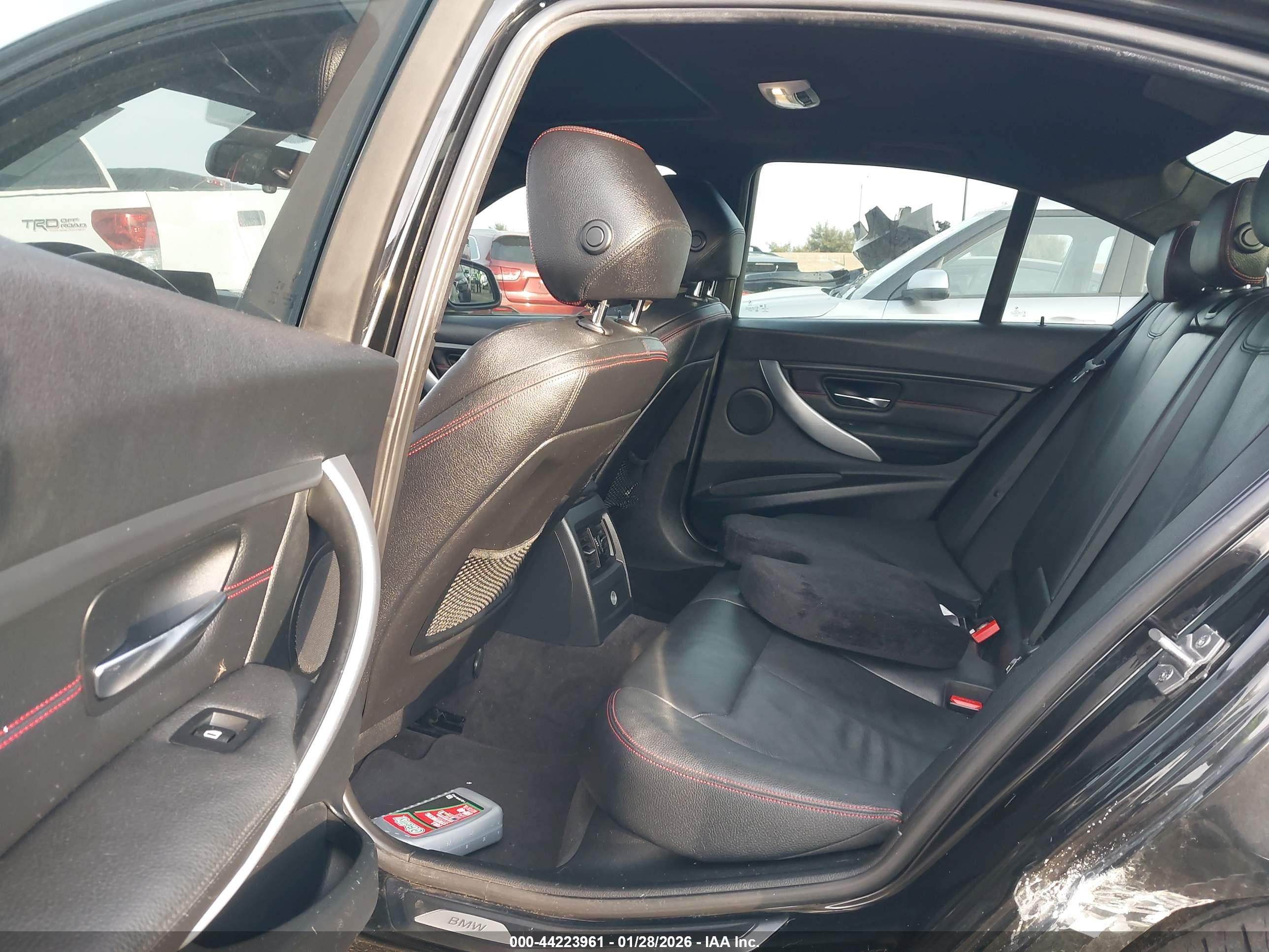 BMW 328I image 8