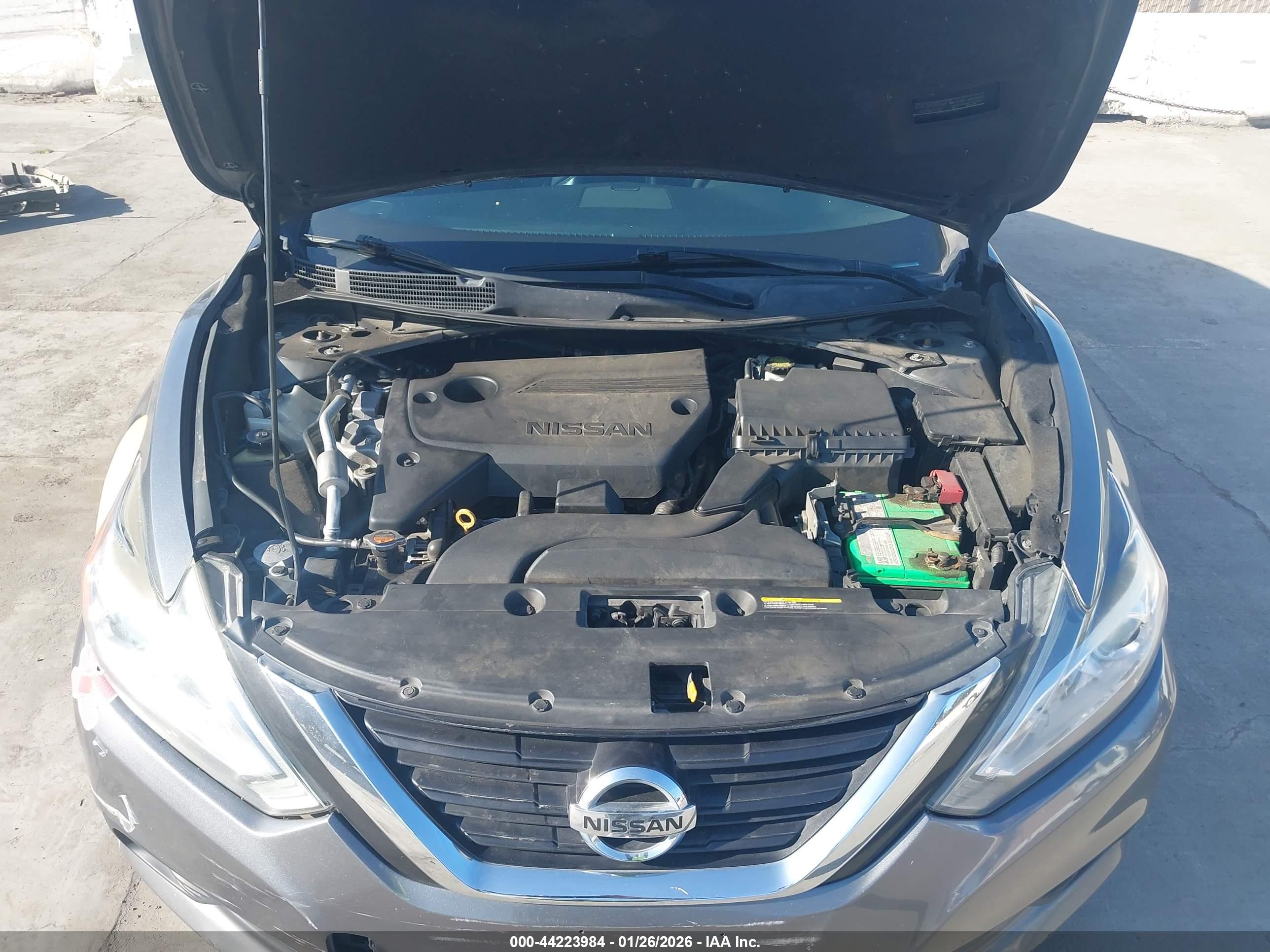 NISSAN ALTIMA image 10