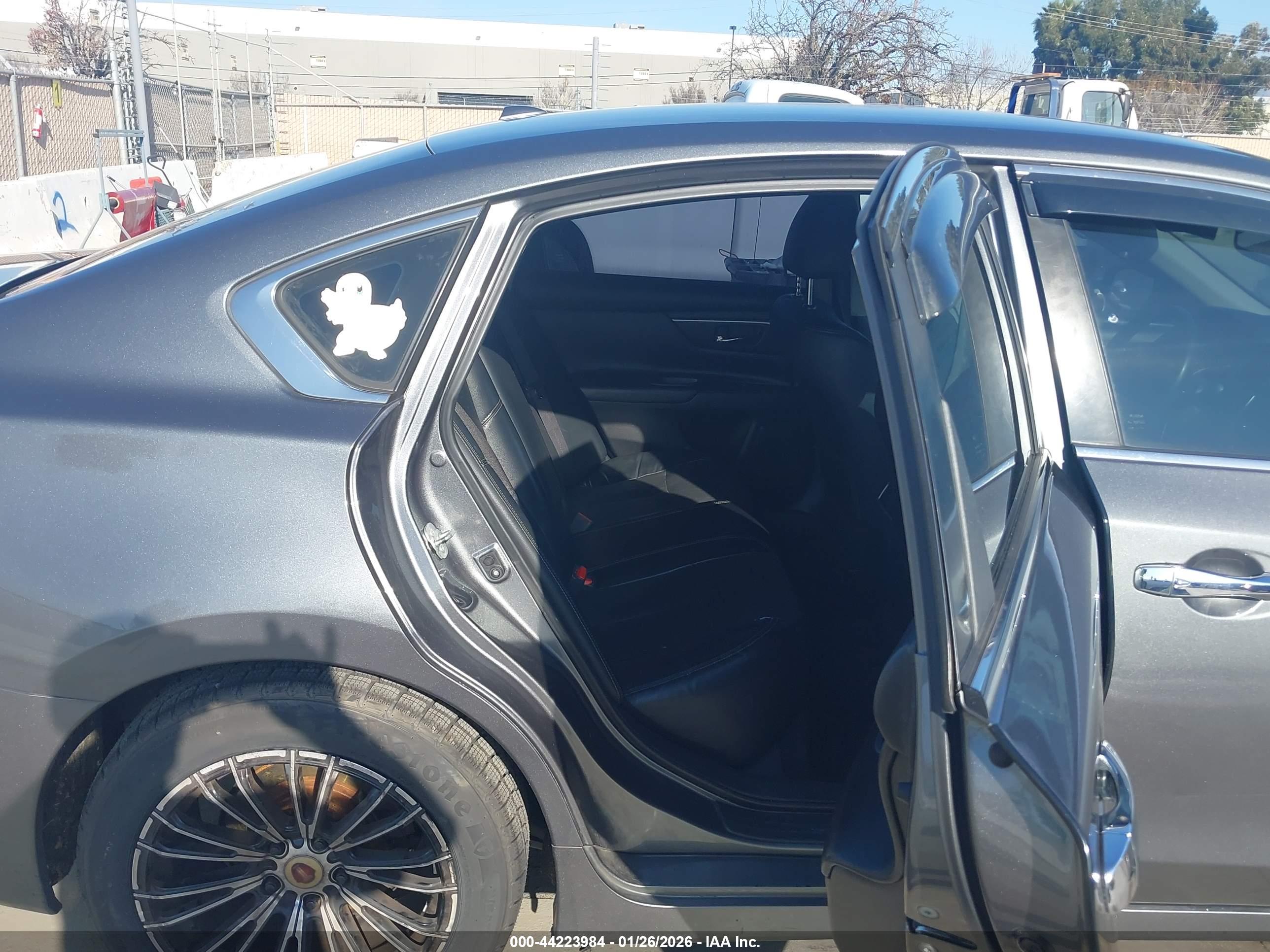 NISSAN ALTIMA image 8