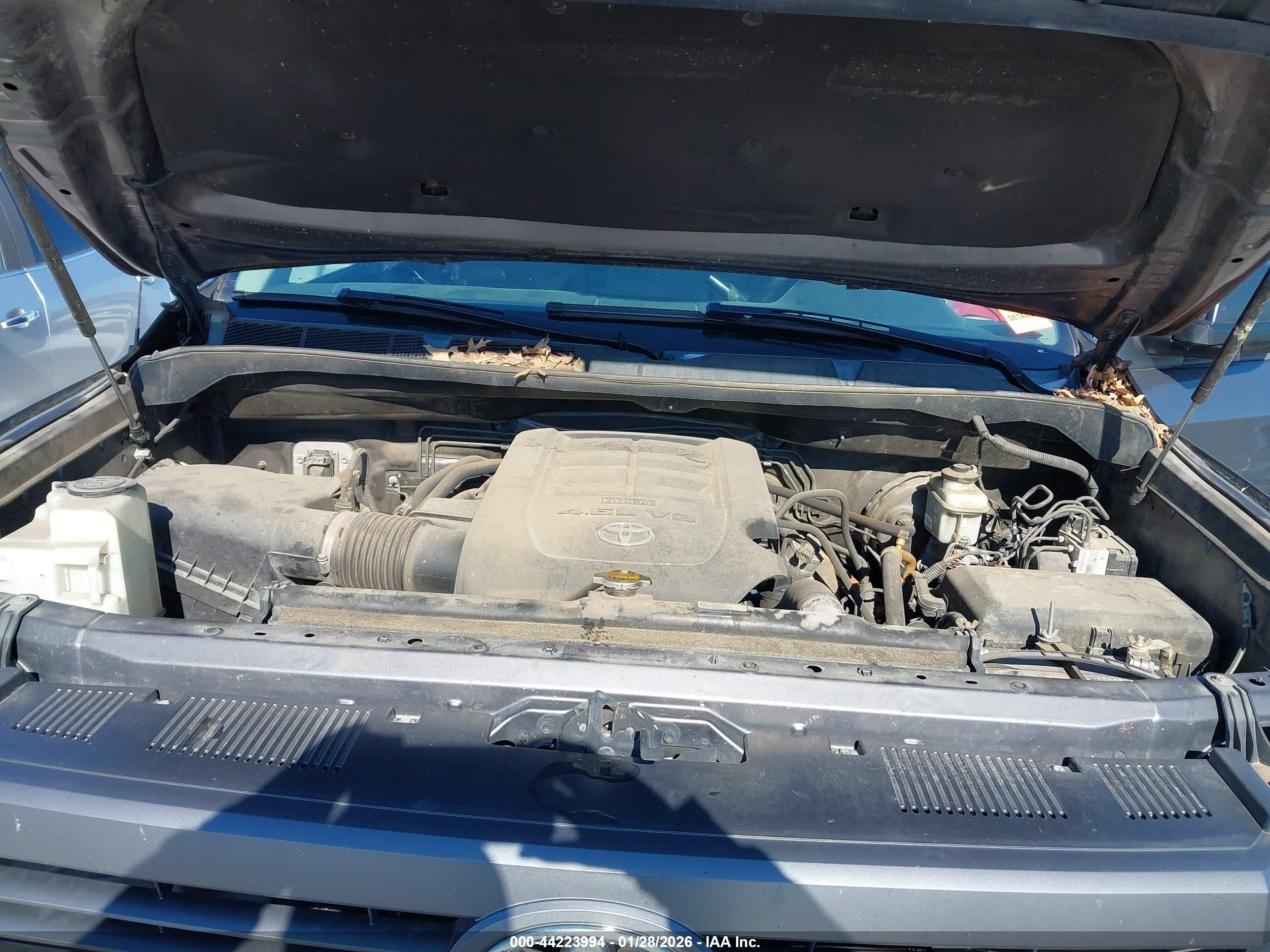 TOYOTA TUNDRA image 10