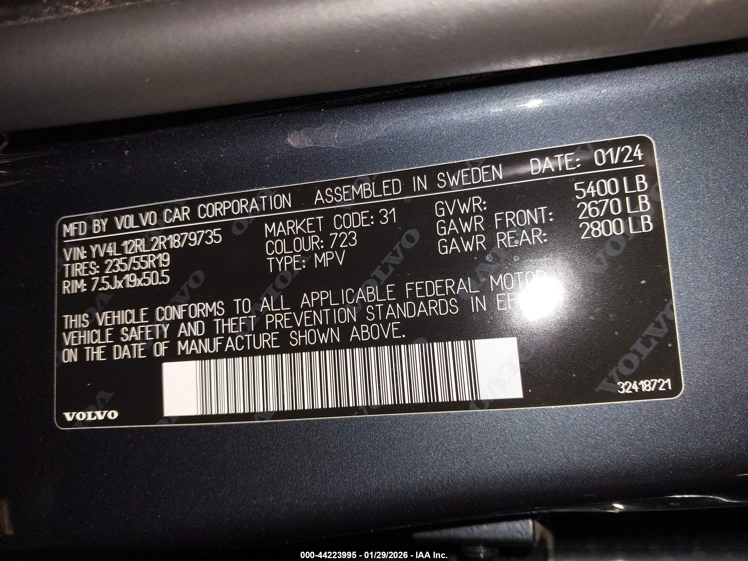 VOLVO XC60 image 9