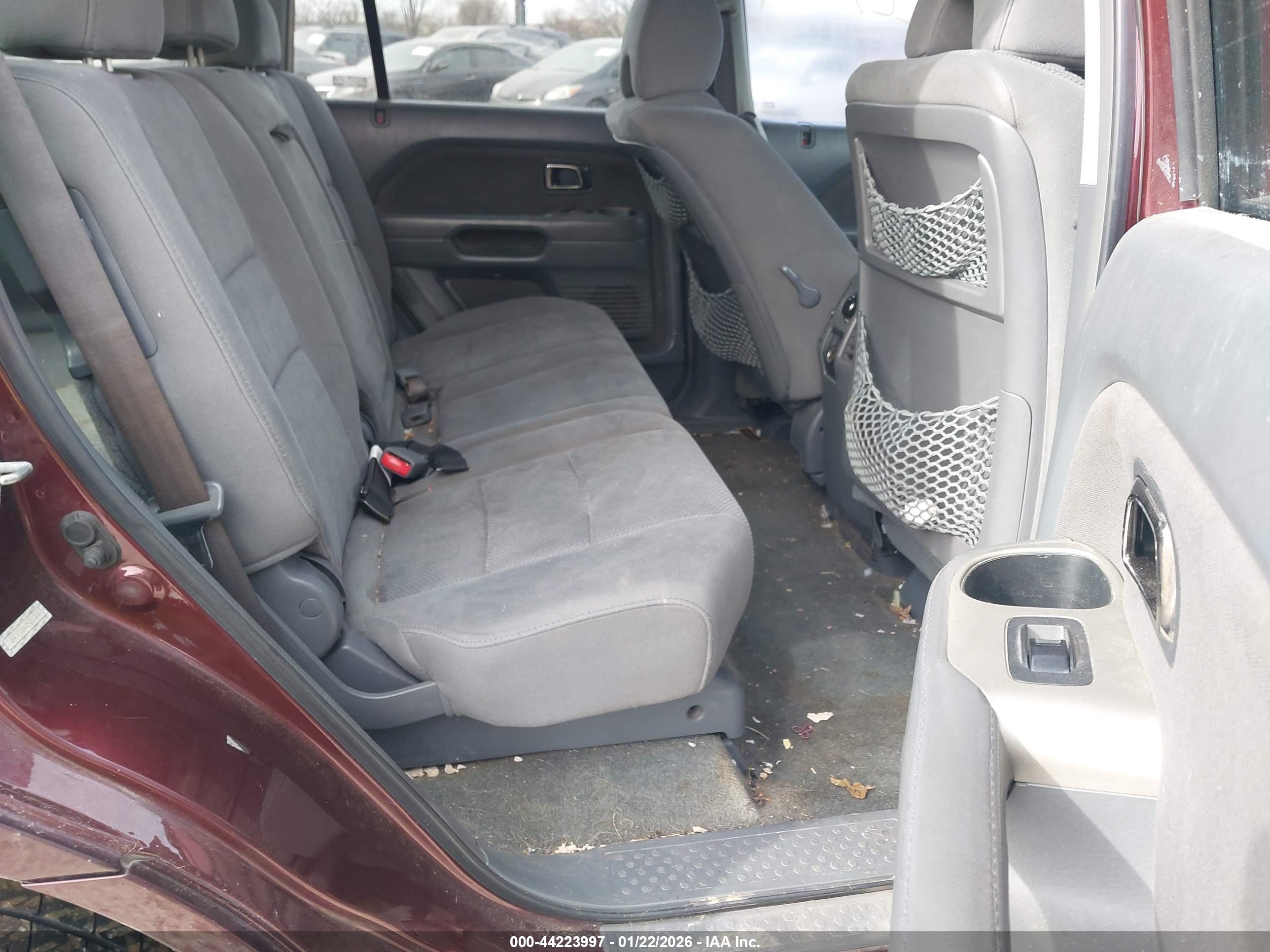 HONDA PILOT image 8