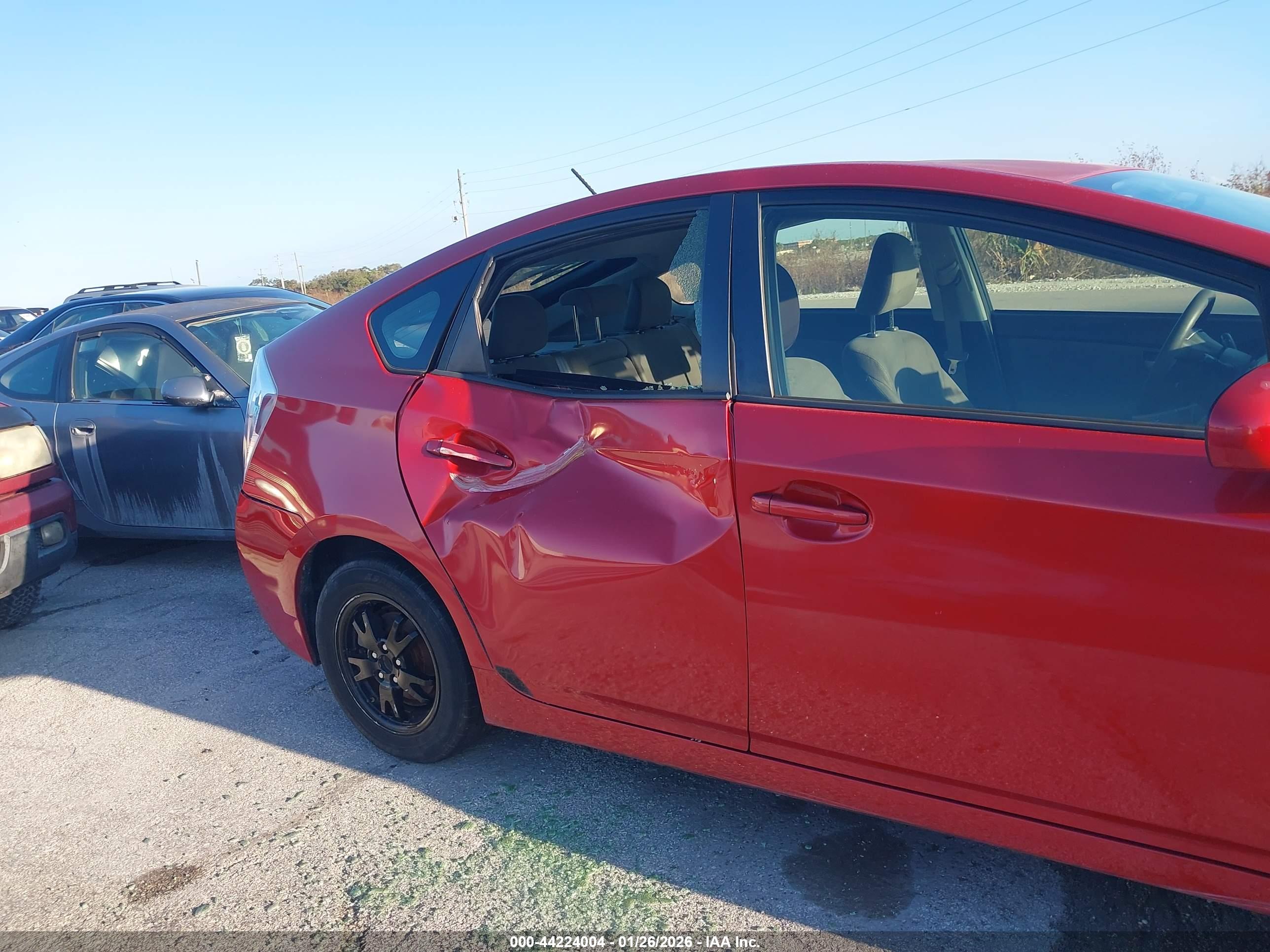 TOYOTA PRIUS image 6