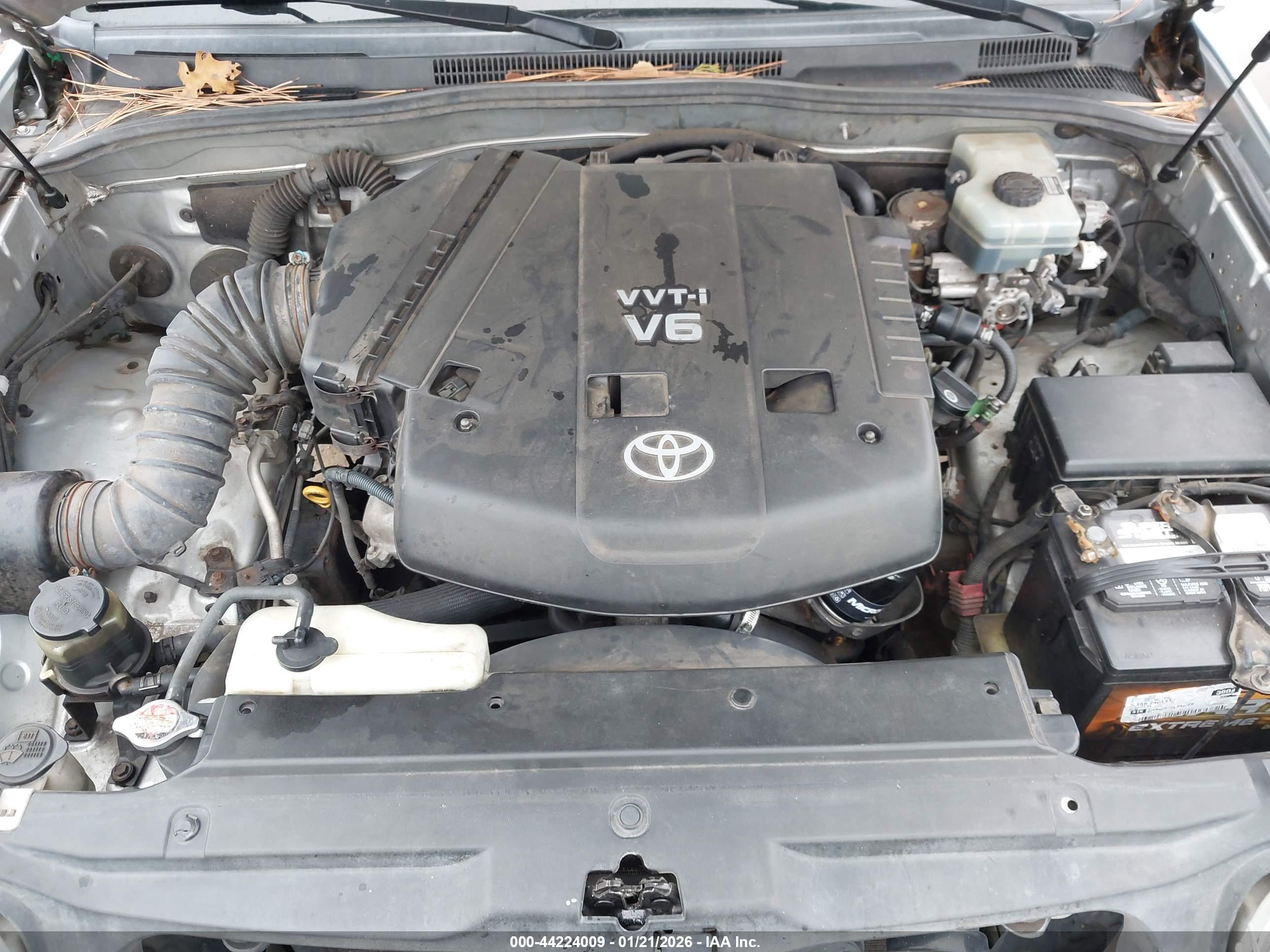 TOYOTA 4RUNNER image 10