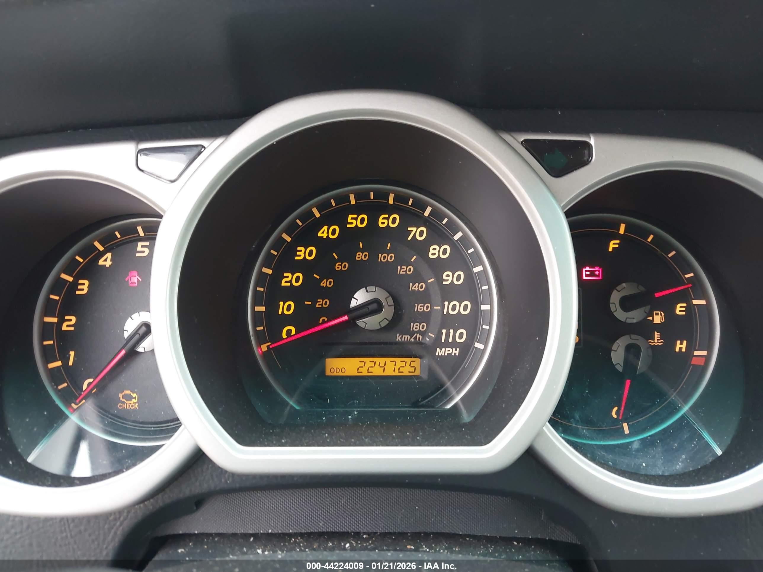 TOYOTA 4RUNNER image 7