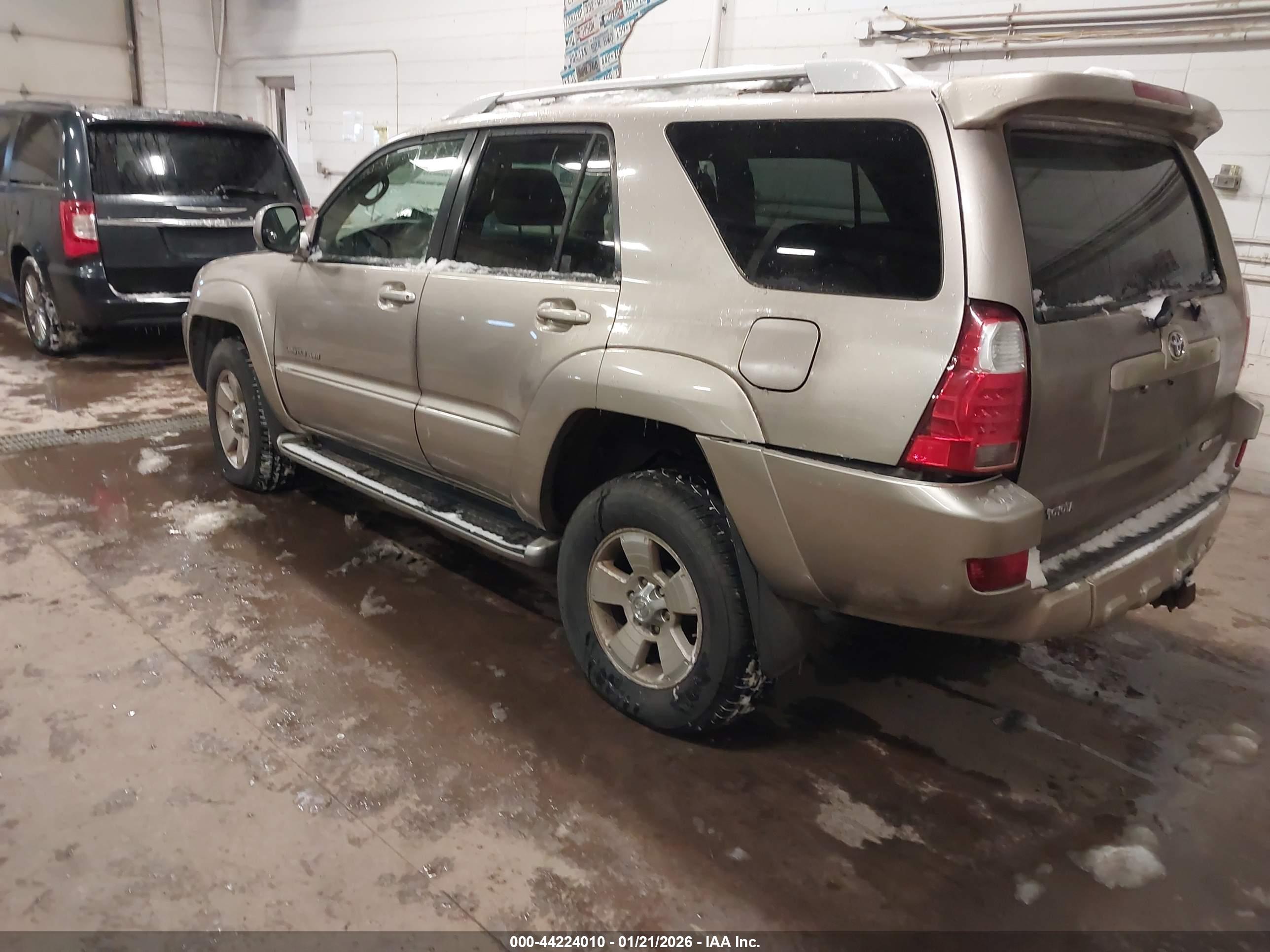 TOYOTA 4RUNNER image 3