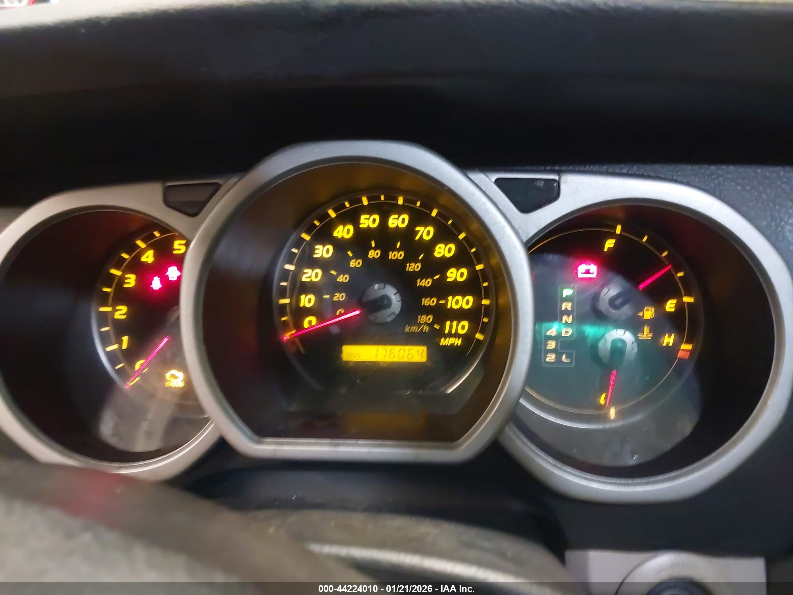 TOYOTA 4RUNNER image 7