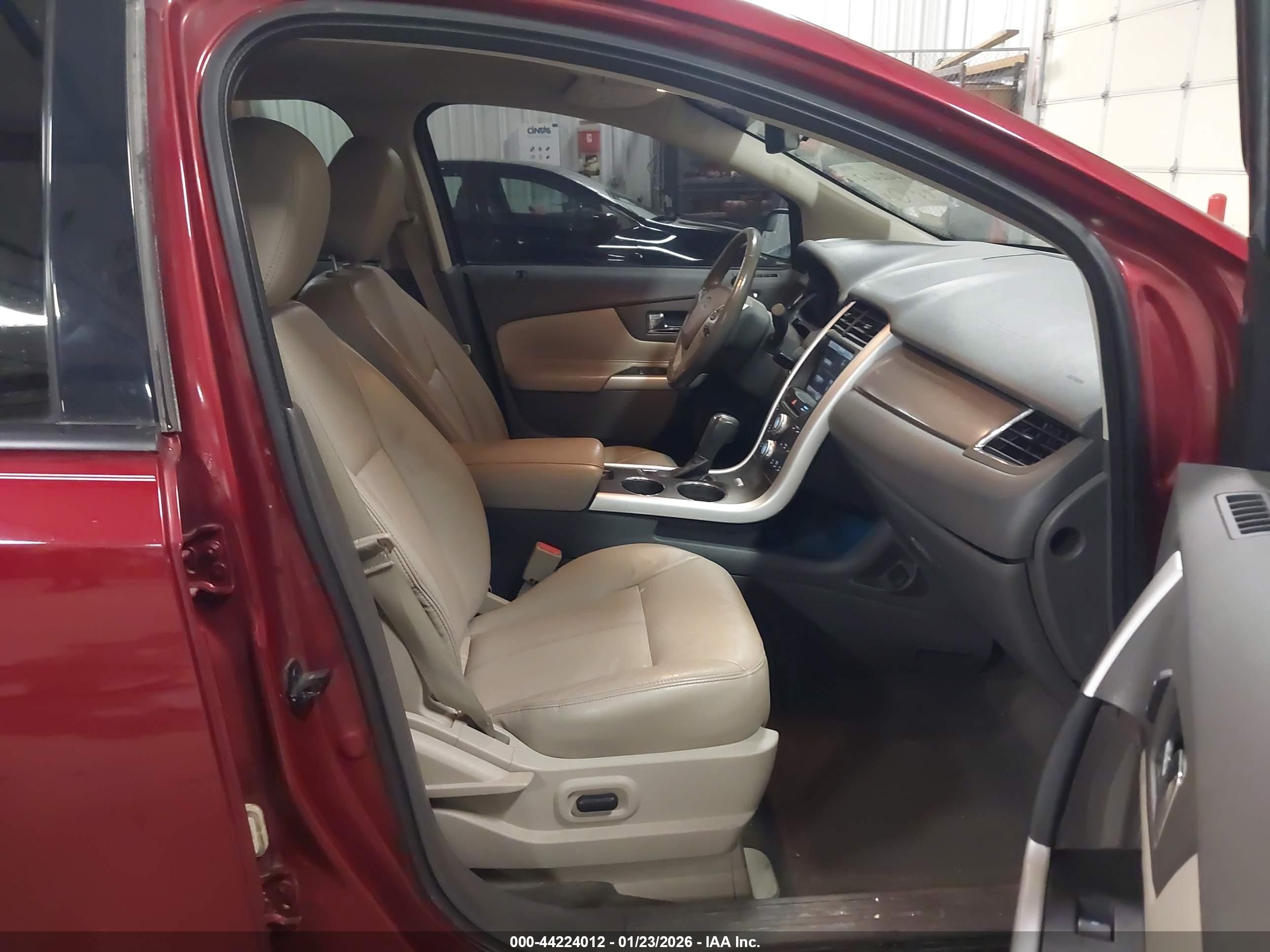 FORD EDGE image 5