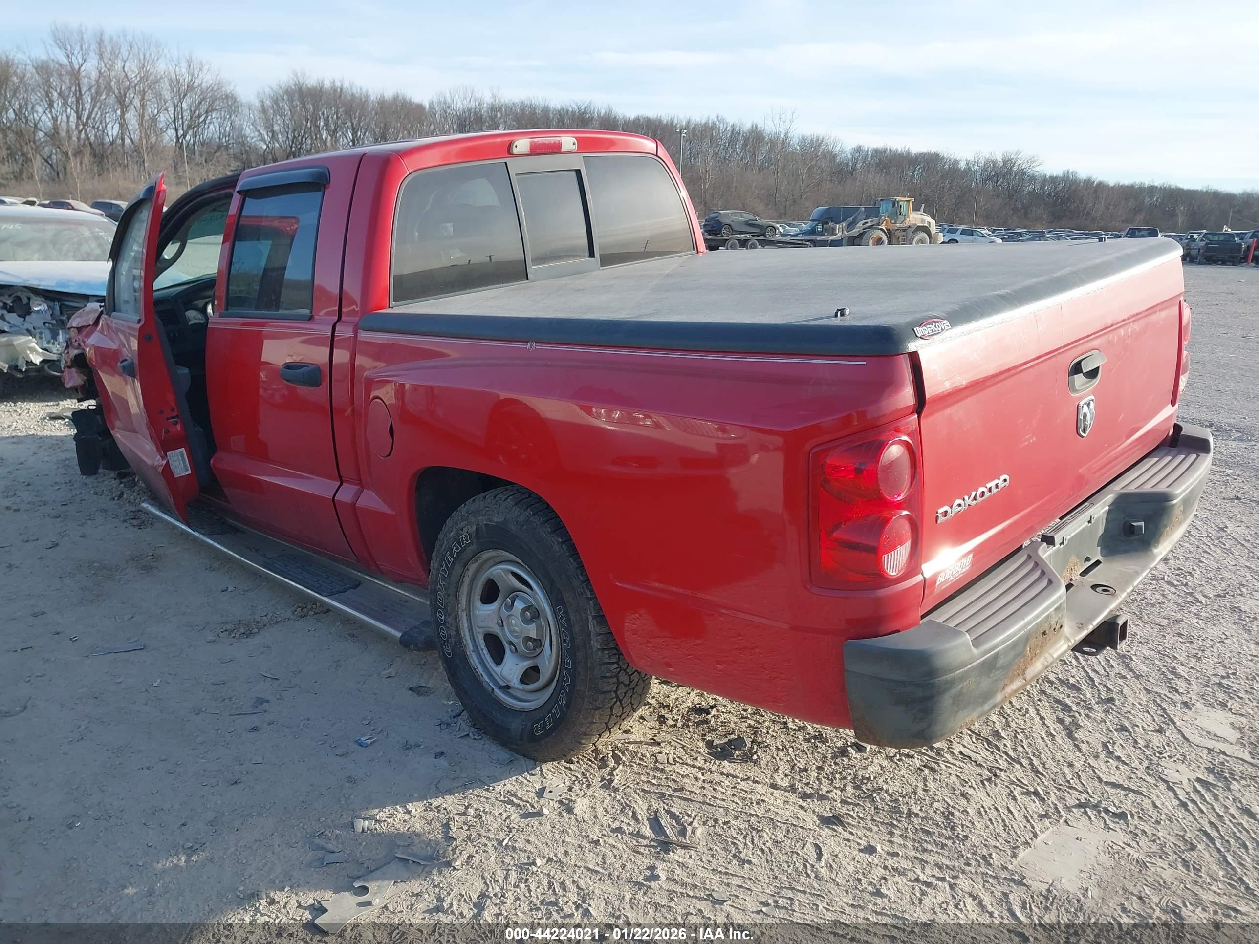 DODGE DAKOTA image 3