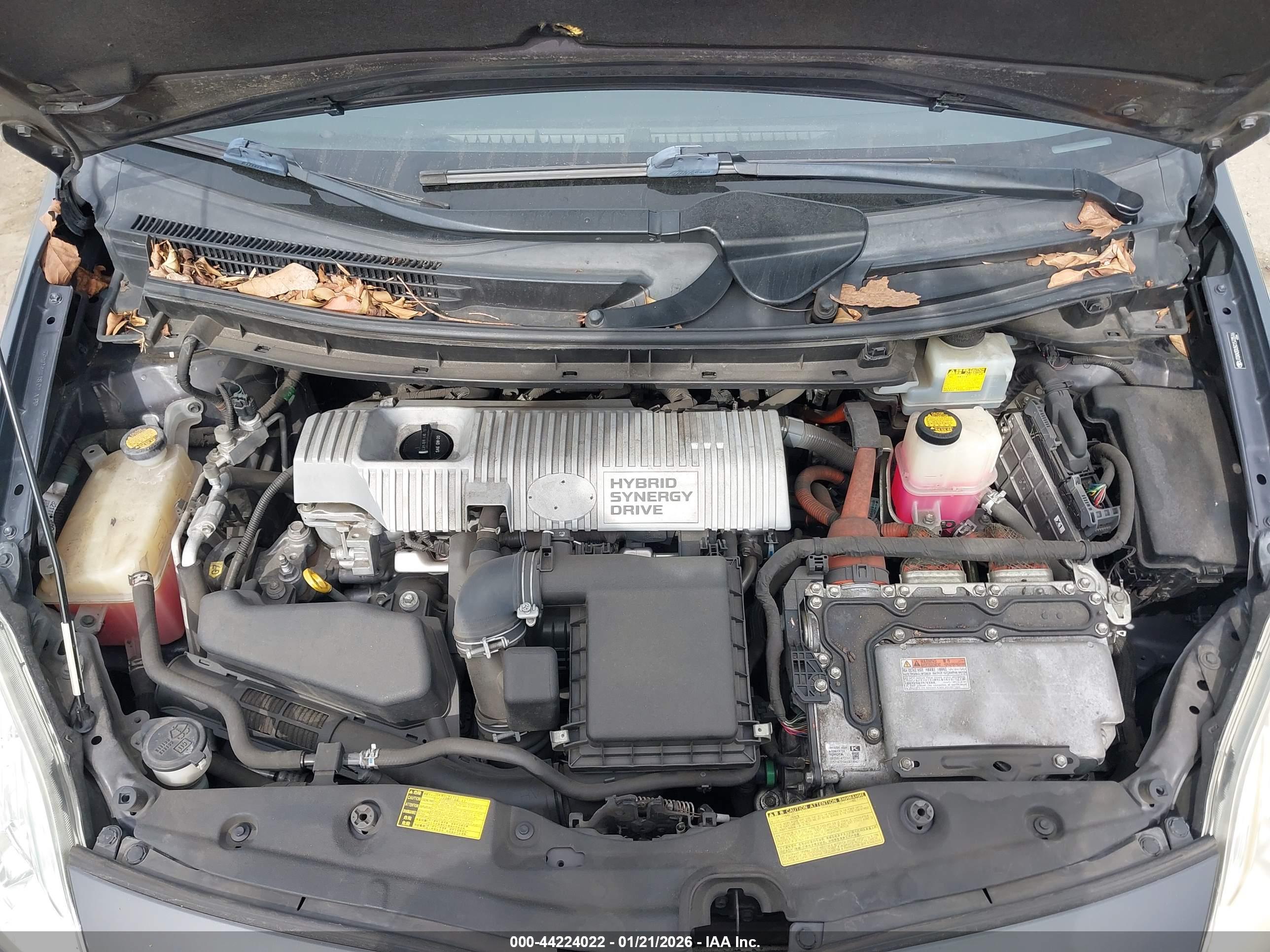 TOYOTA PRIUS image 10