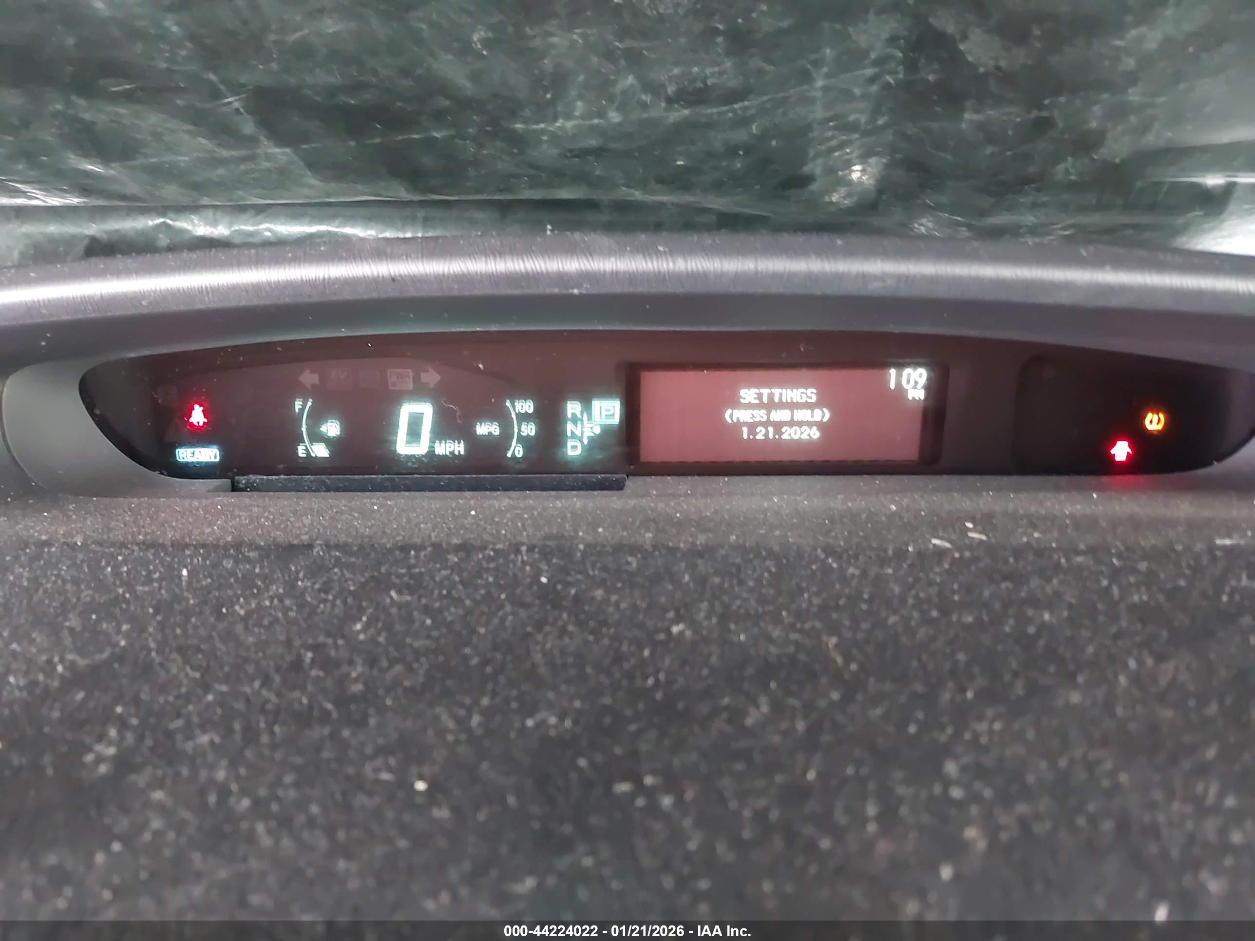 TOYOTA PRIUS image 7