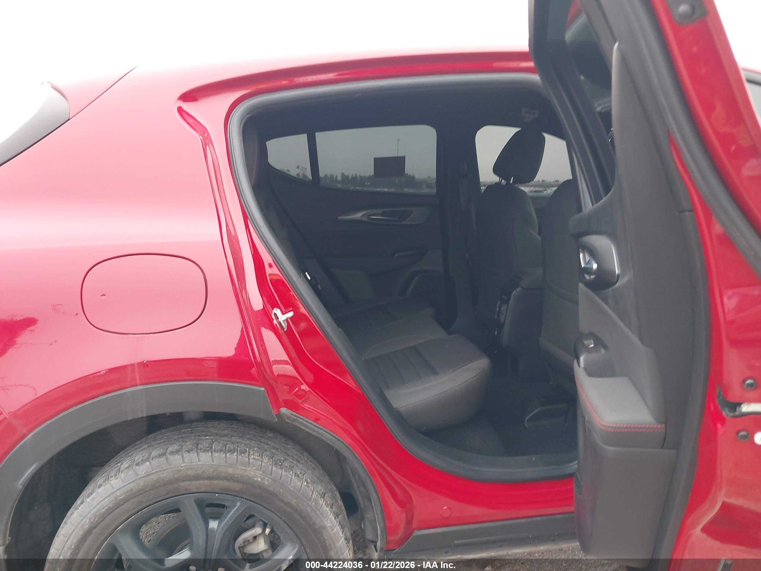 DODGE HORNET image 8