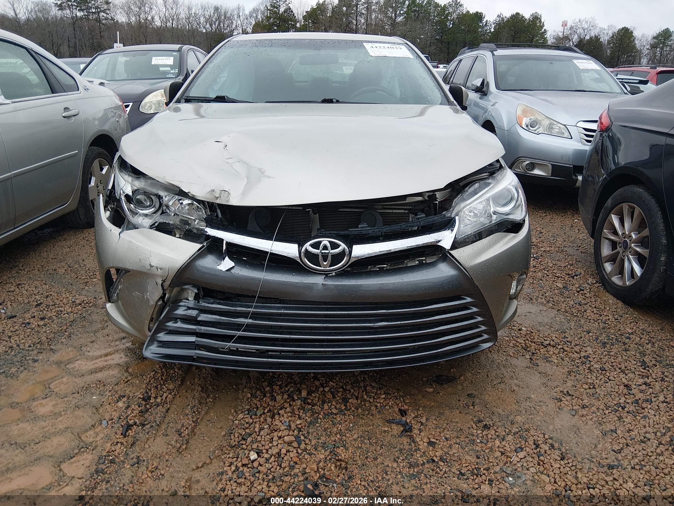 TOYOTA CAMRY image 6