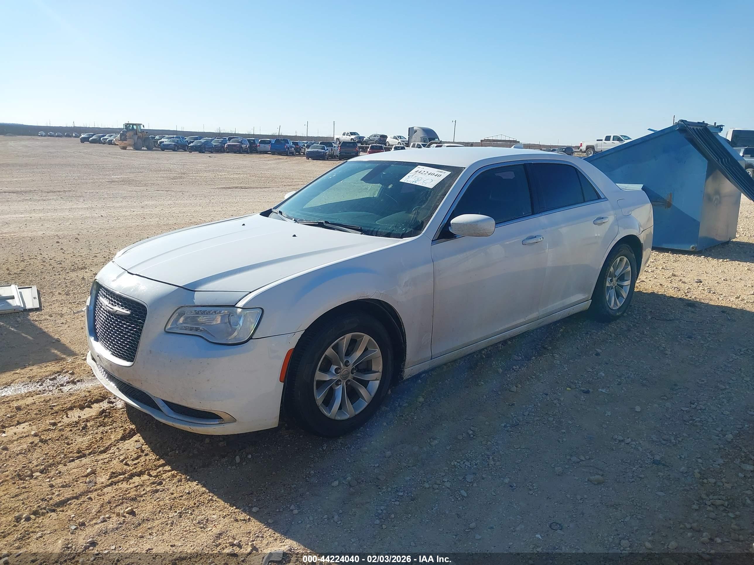 CHRYSLER 300 image 2