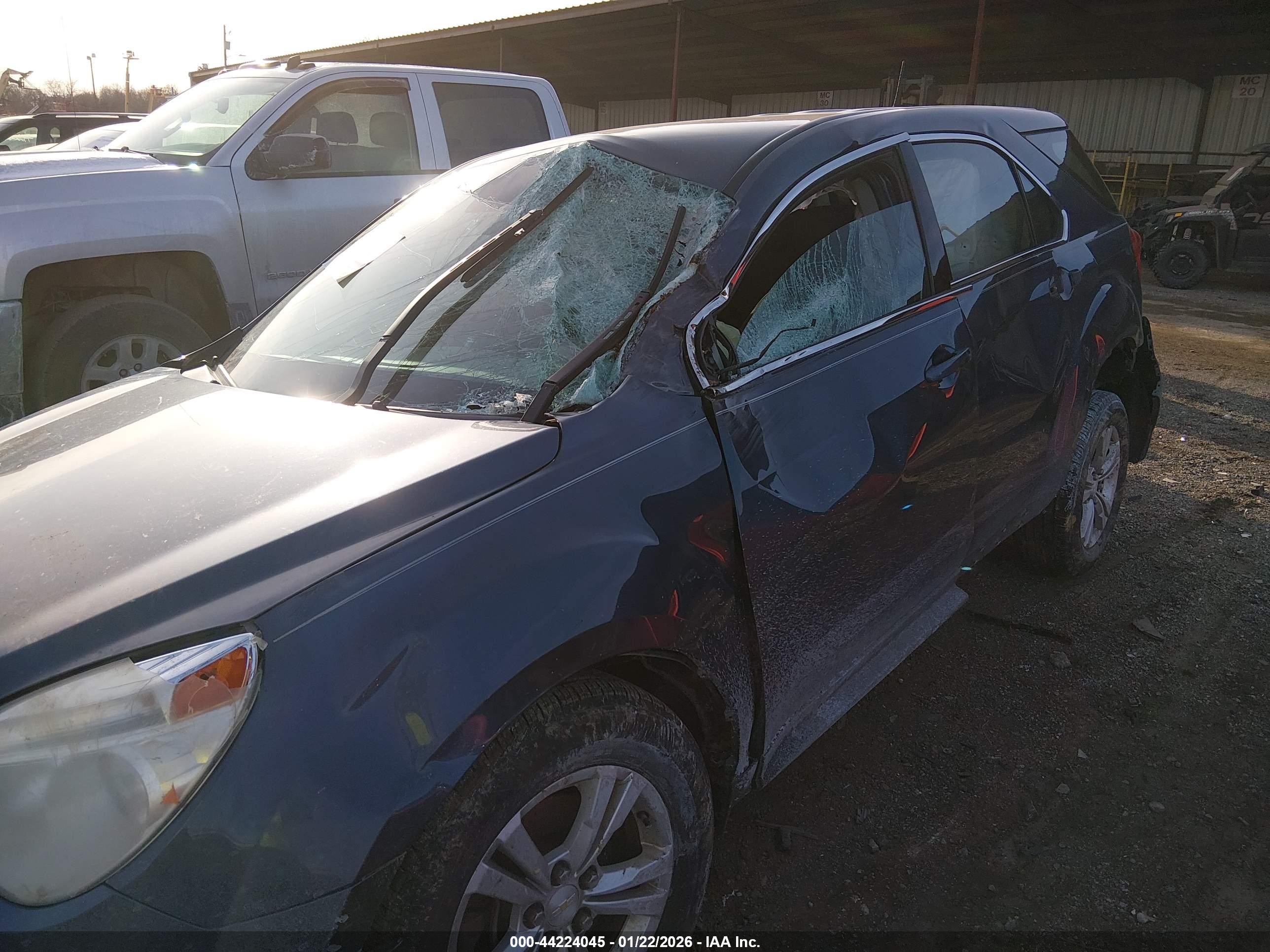 CHEVROLET EQUINOX image 6
