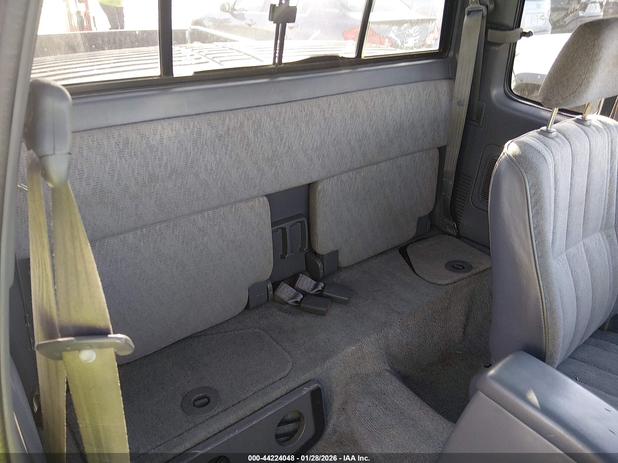 TOYOTA TACOMA image 8
