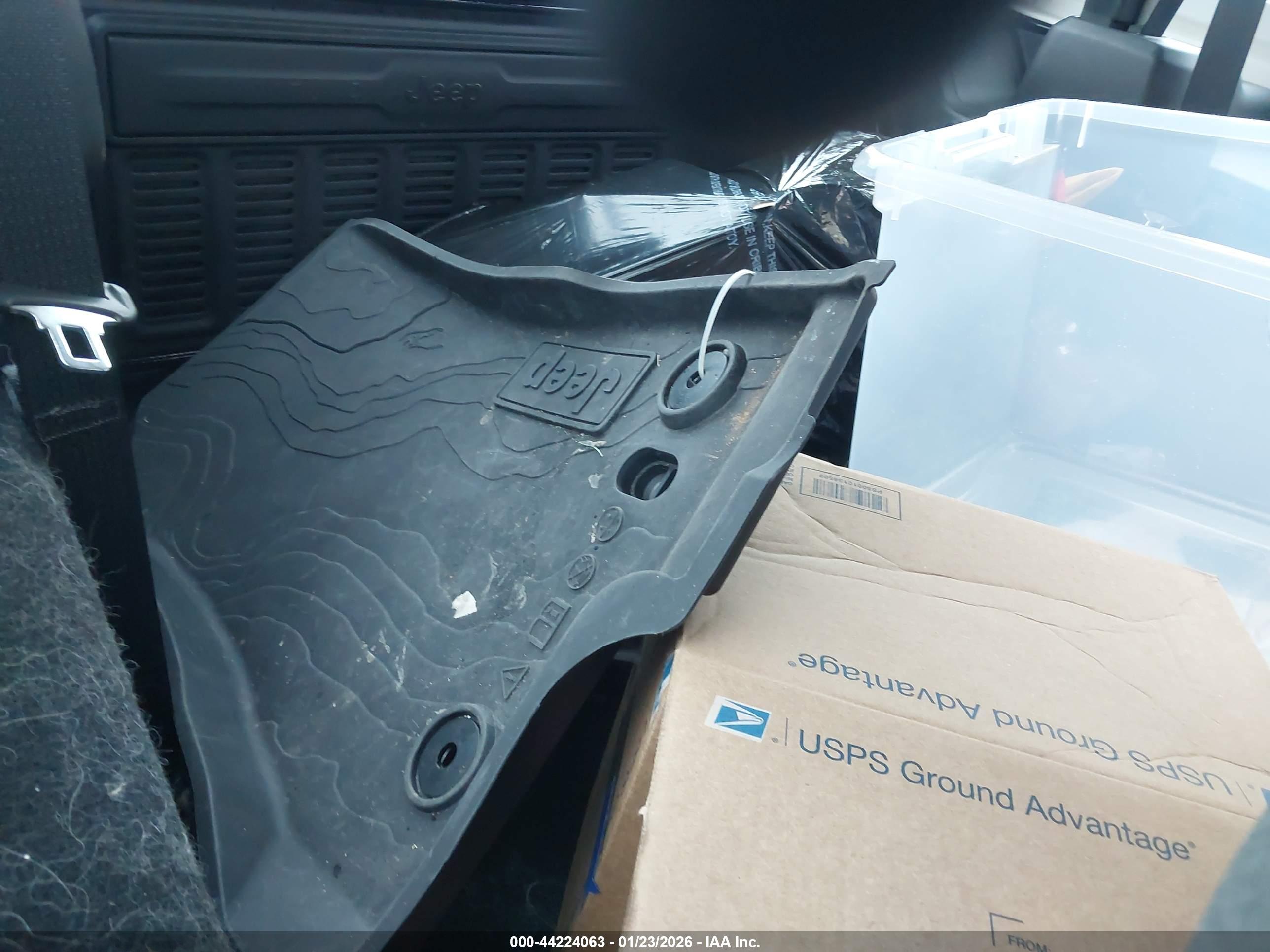 JEEP WRANGLER image 8